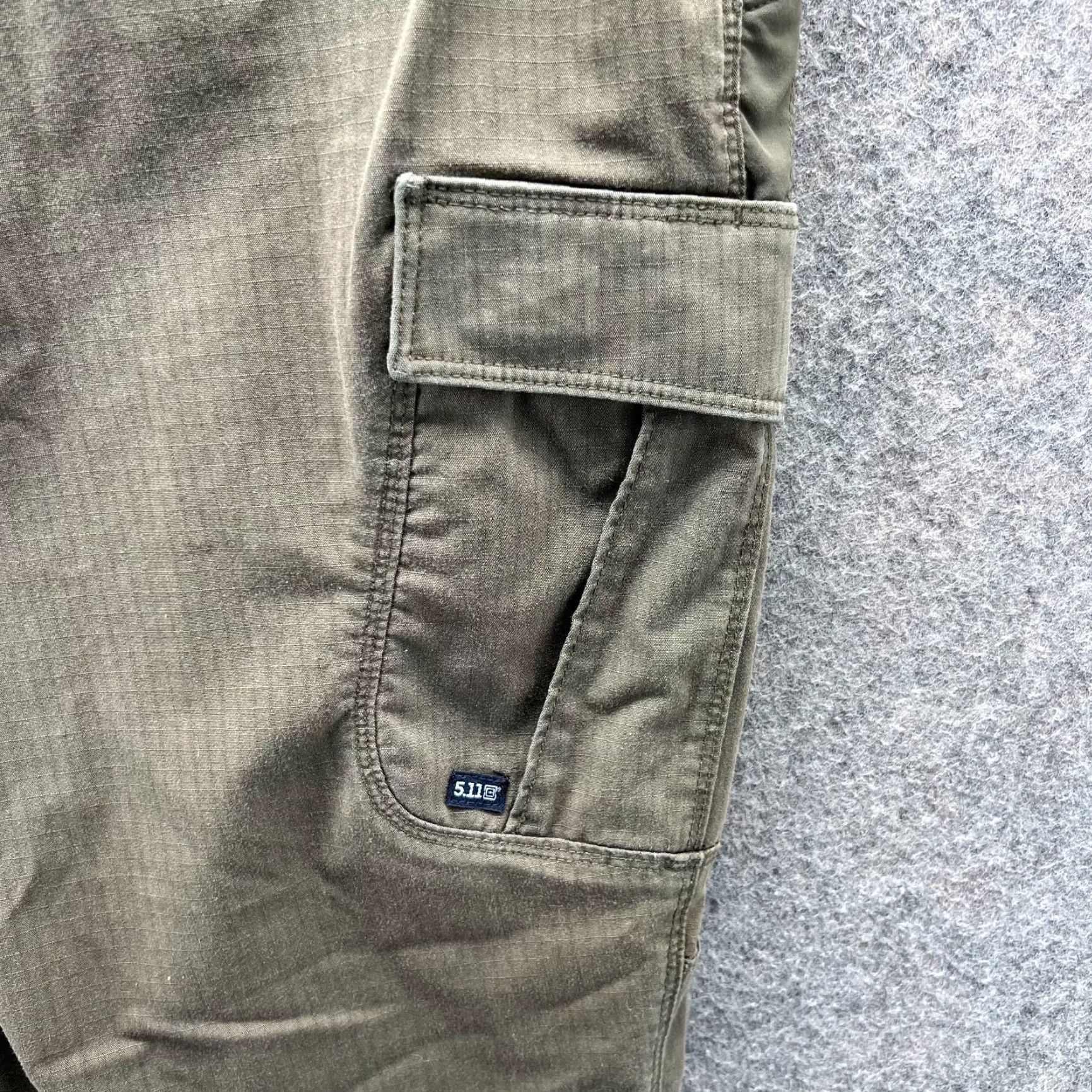 Vintage 5.11 Tactical Pants Mens 42x32 Khaki Cargo Ripstop Stryke Military Performance Cargo Pants Mens 42 Inseam 32 Green Cotton Canvas Button Pockets Size US 42 / EU 58 - 3 Thumbnail