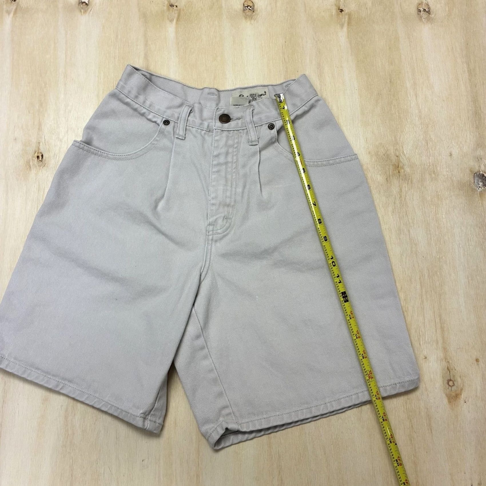 Eddie Bauer VINTAGE Eddie Bauer Shorts Women 4 27W Gray Denim High Rise Relaxed Chino Summer Size 27" / US 4 / IT 40 - 6 Thumbnail