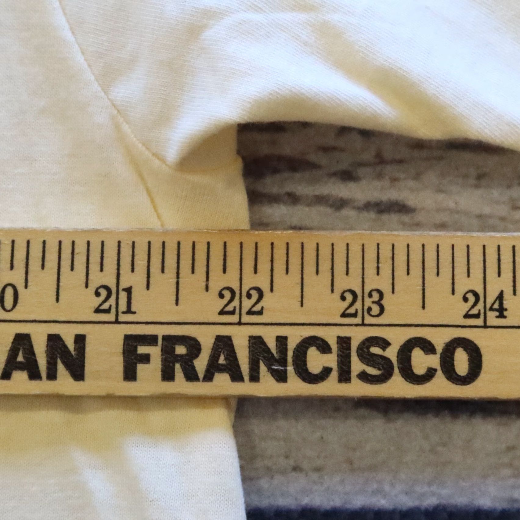 Hanes VINTAGE Janis Joplin Memorial Tee Tshirt XL Hanes Men Brown T-Shirt 1960s 70s Concert Gift Girls Mens Size US XL / EU 56 / 4 - 7 Thumbnail