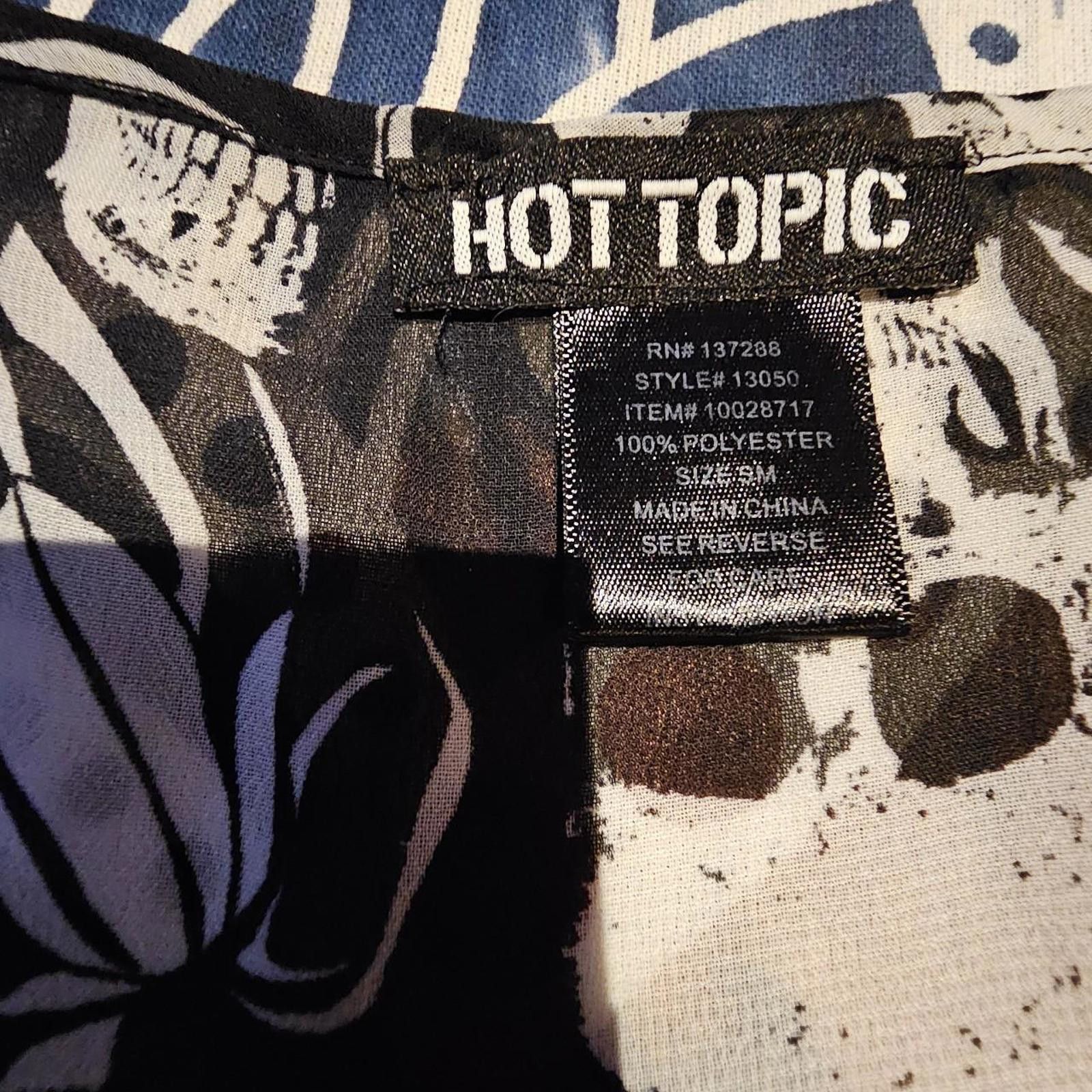 Hot Topic Hot Topic Women's Sheer Skeleton Blouse Size S / US 4 / IT 40 - 5 Thumbnail