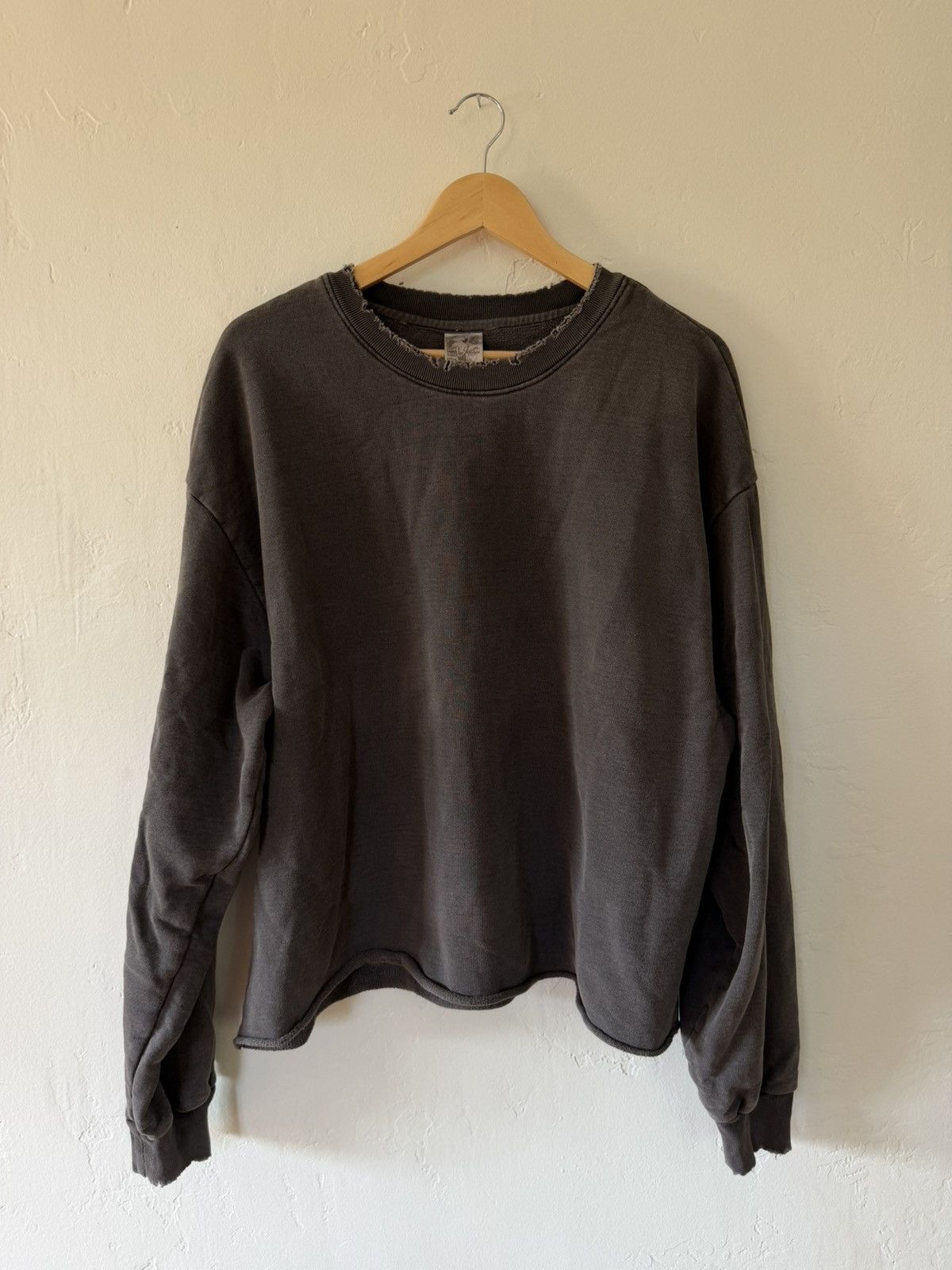 basketcase gallery BASKETCASE DISTRESSED CREW NECK Size US XXL / EU 58 / 5 - 1 Thumbnail