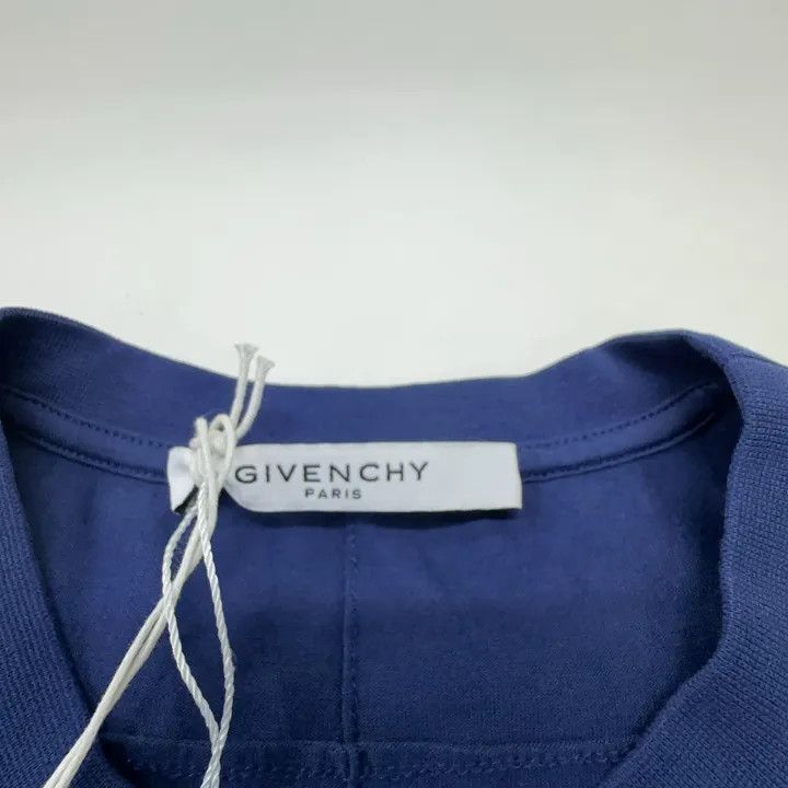 Other Givenchy Givenchy Casual Fashion Round Neck Tshirt -2507 Size US S / EU 44-46 / 1 - 4 Thumbnail