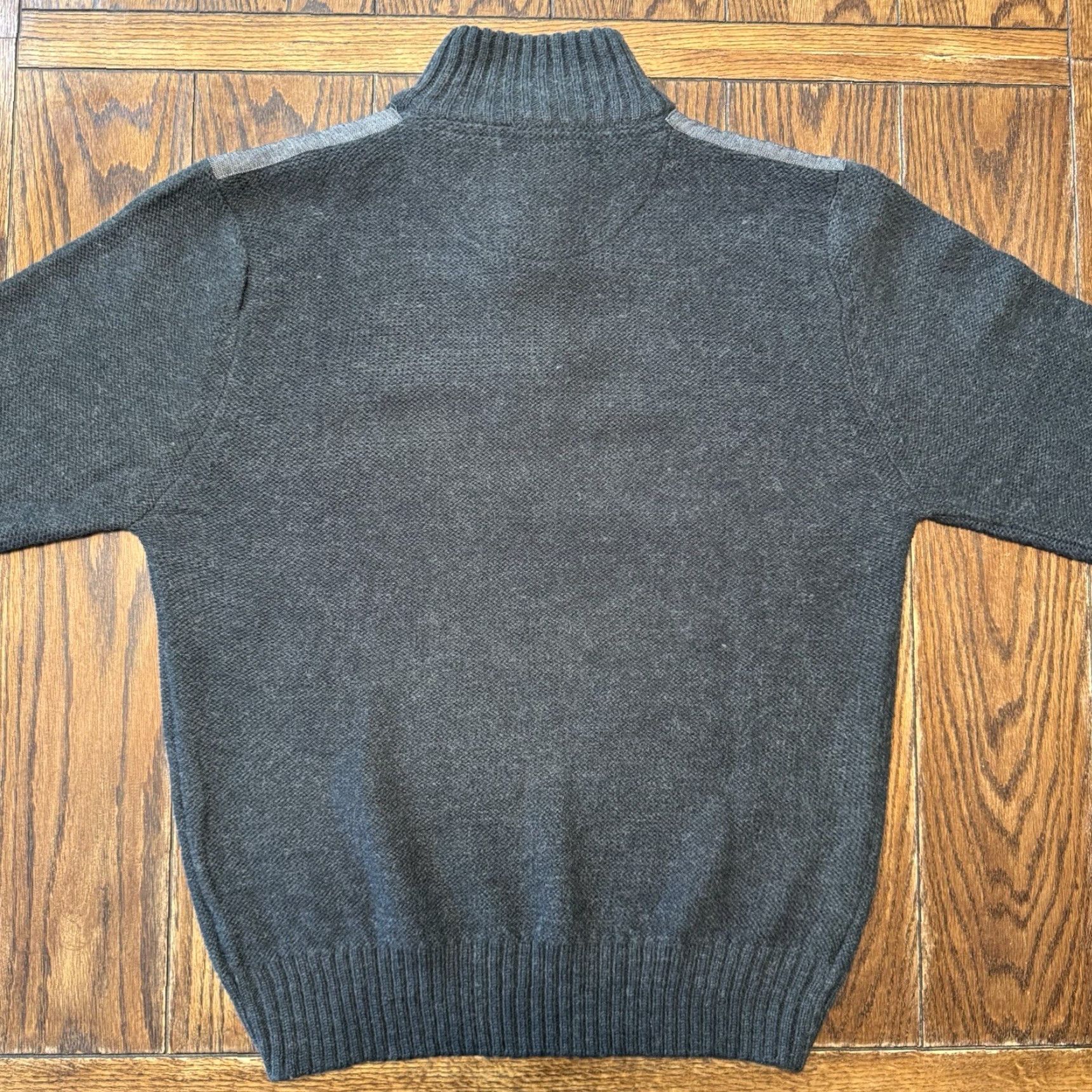 Vintage Guinness Men’s Wool Blend Sweater 1/4 Zip Long Sleeve Gray Large Wool Blend Pullover Casual, Workwear Mens Size US L / EU 52-54 / 3 - 8 Thumbnail