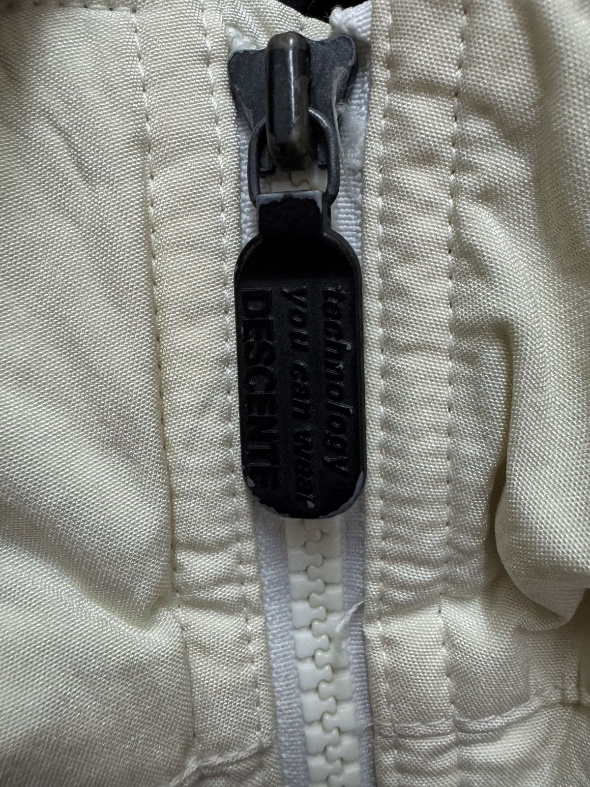 Descente Decente Skiers jacket Size US L / EU 52-54 / 3 - 9 Thumbnail