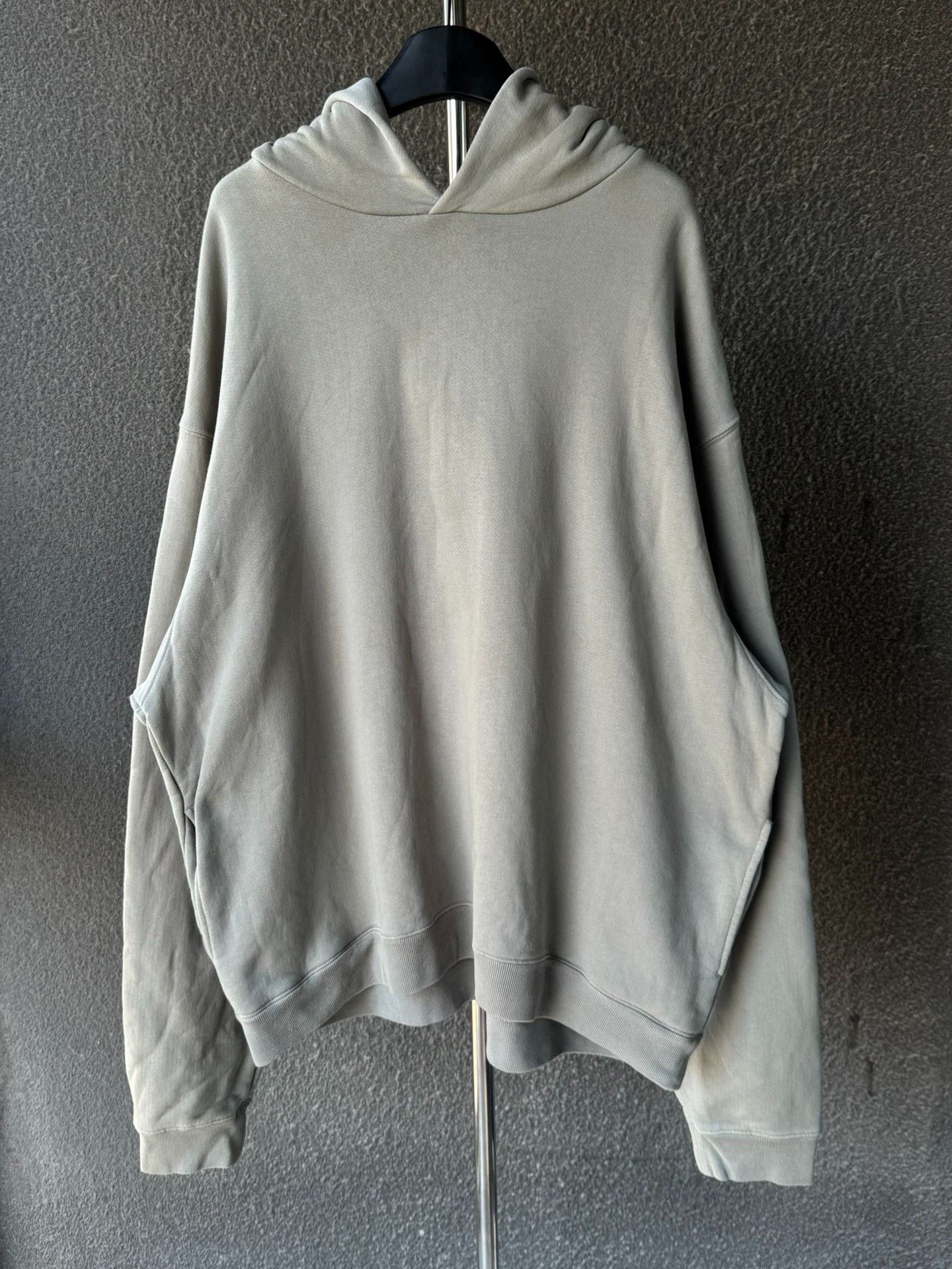 adidas gazelle silver green womens Yeezy Season 4 Calabasas Crewneck – Justin Reed main image 1