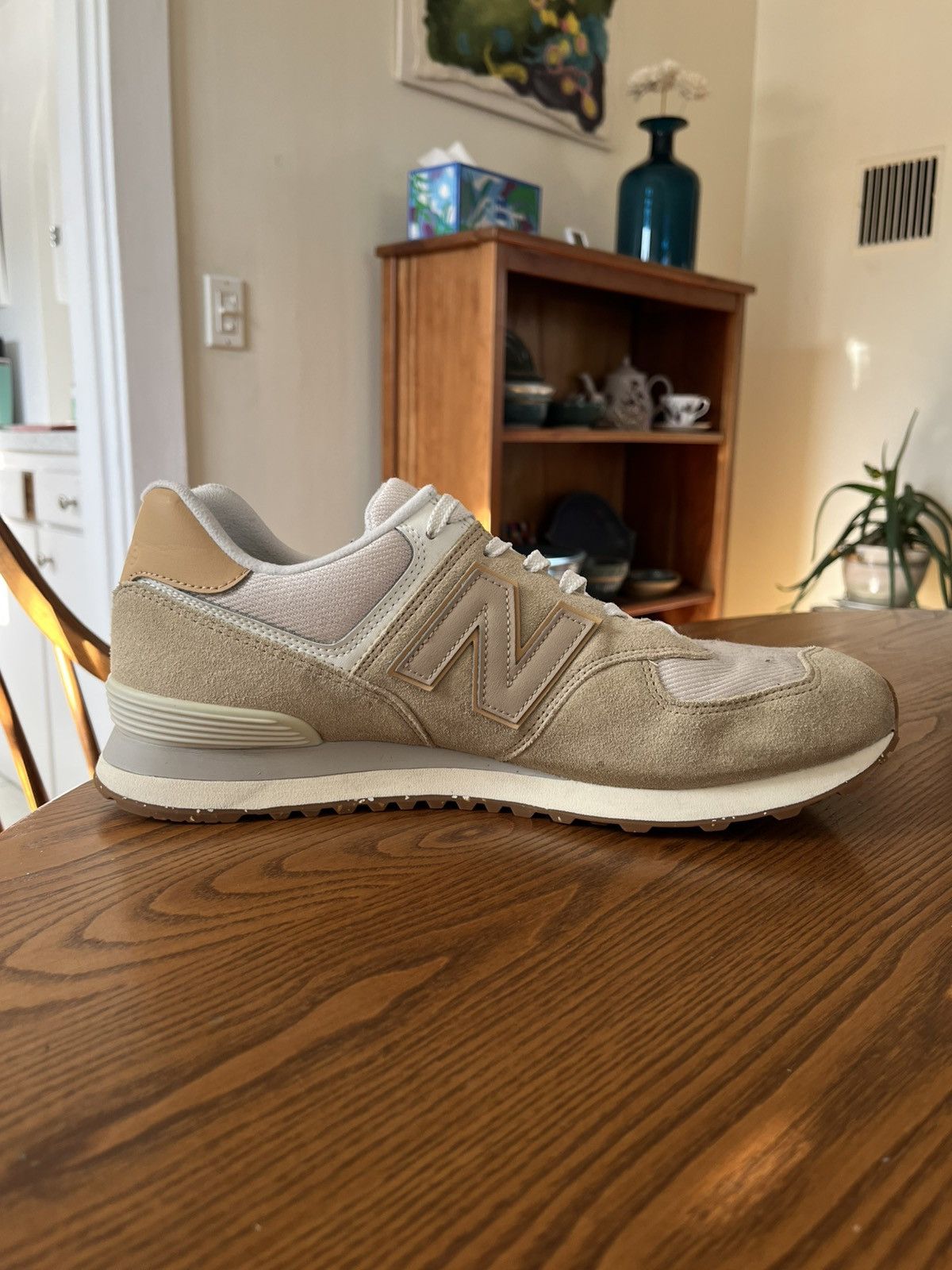 New Balance New Balance 574 Beige Size US 12 / EU 45 - 13 Thumbnail