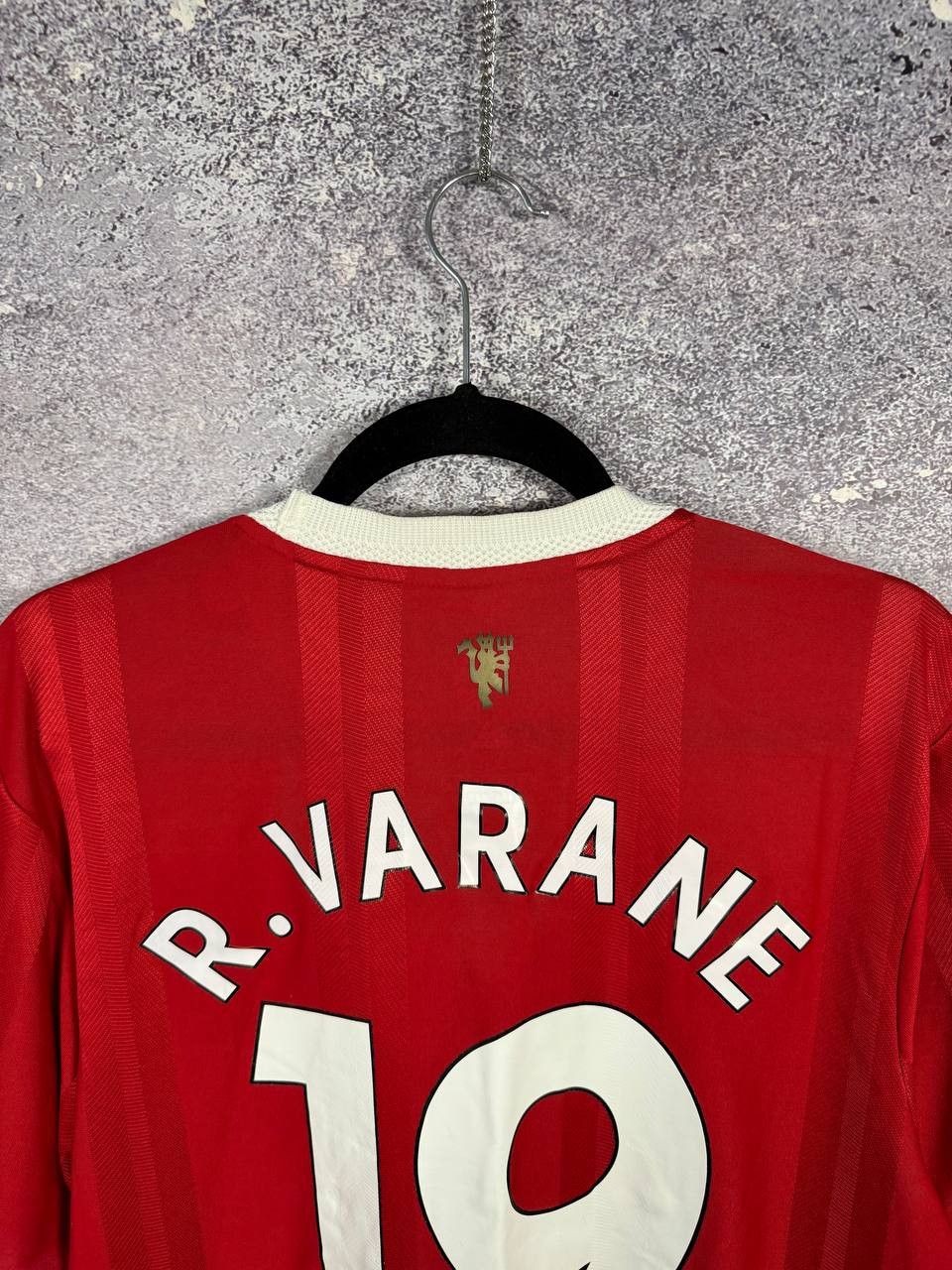 Adidas R.VARANE Manchester United 2021/22 Adidas Soccer Jersey Size US XL / EU 56 / 4 - 16 Thumbnail