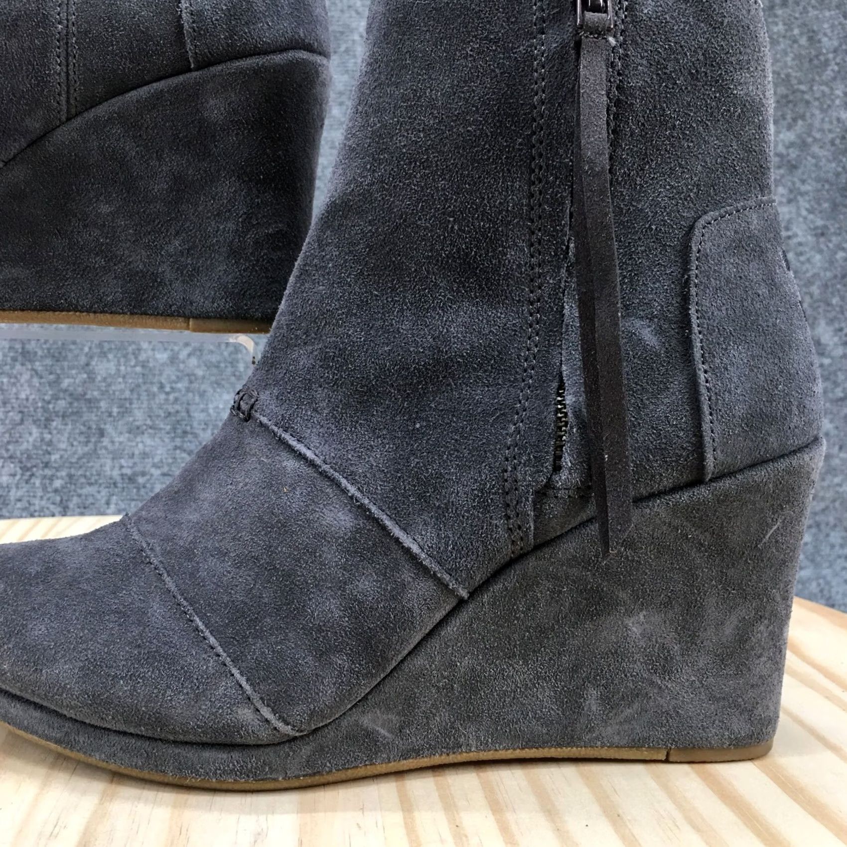 Toms Toms Boots Womens 10 Gray Desert Lace Up Wedge Ankle Bootie Suede Casual 300515 Size US 10 / IT 40 - 3 Thumbnail
