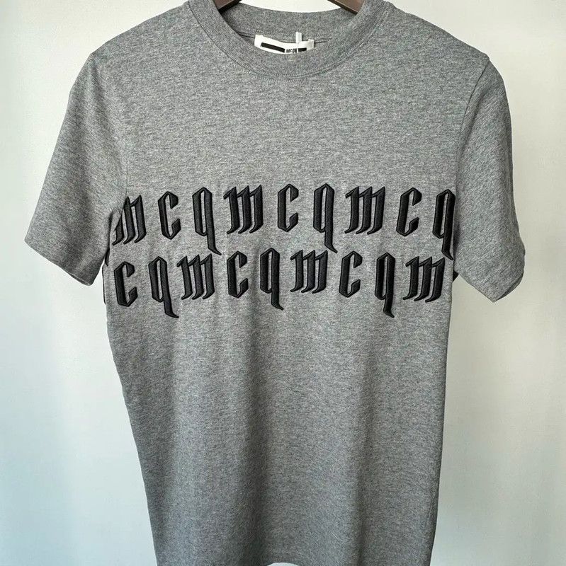 Alexander McQueen Alexander McQueen Gray Graphic Women's T-Shirt 0089 Size M / US 6-8 / IT 42-44 - 1 Thumbnail