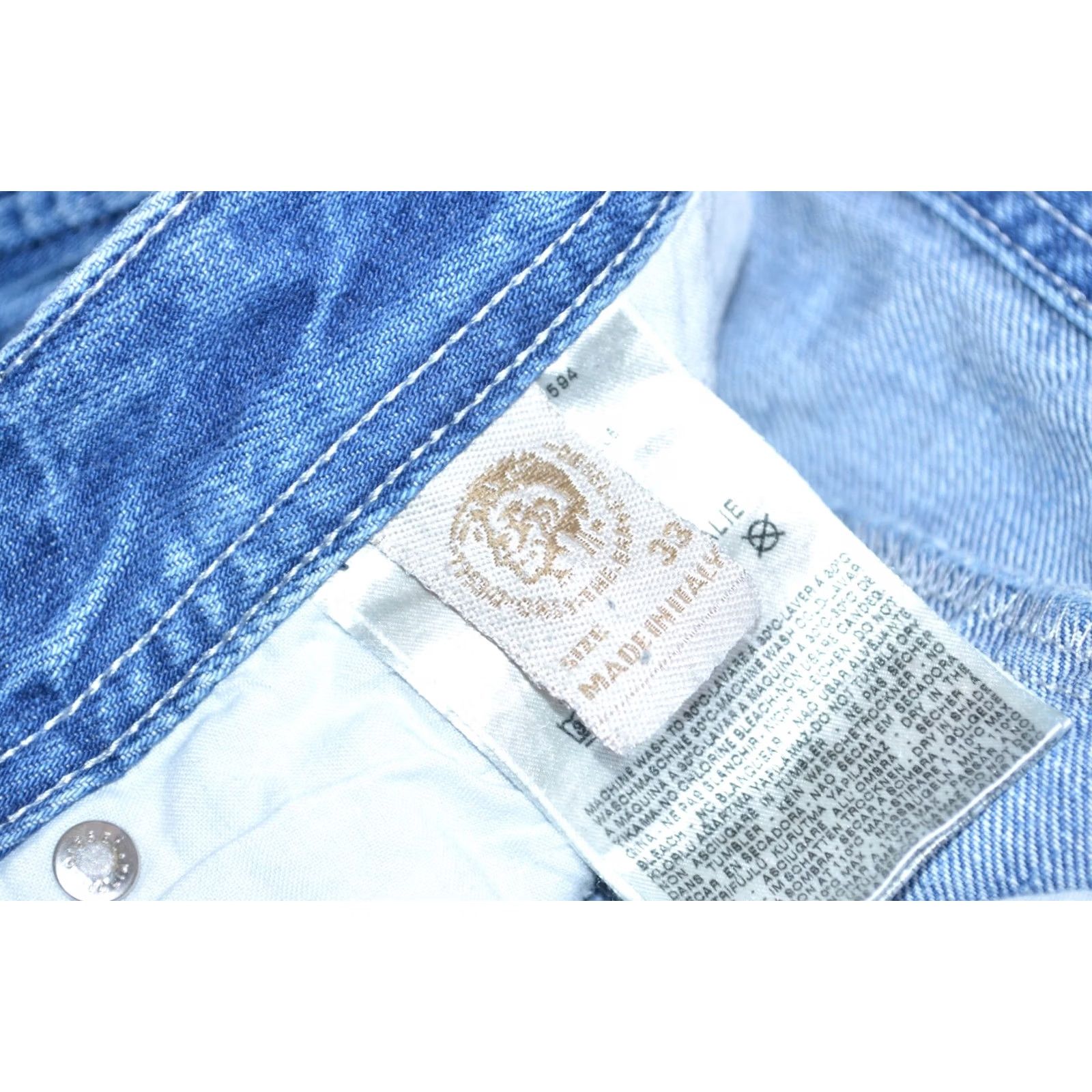 Diesel DIESEL Darron Jeans Blue Regular Slim Tapered Size W33 L32 Wash 008MZ Mens Jeans Size US 33 - 8 Thumbnail