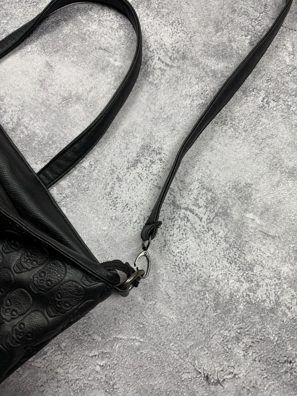 Hysteric Glamour Vintage Punk Avant Garde Bag Skull Rhinestones Y2K Style Size ONE SIZE - 9 Thumbnail
