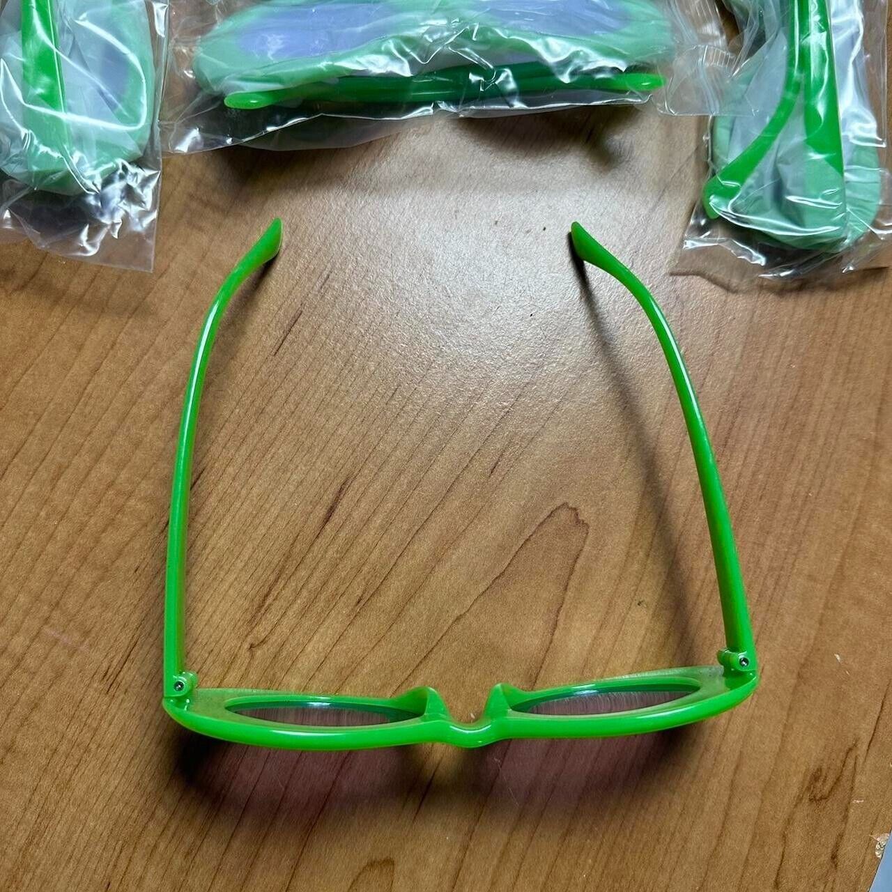Other Green Clout Goggles Kurt Cobain Sunglasses Oval Lens Shades Size ONE SIZE - 3 Thumbnail