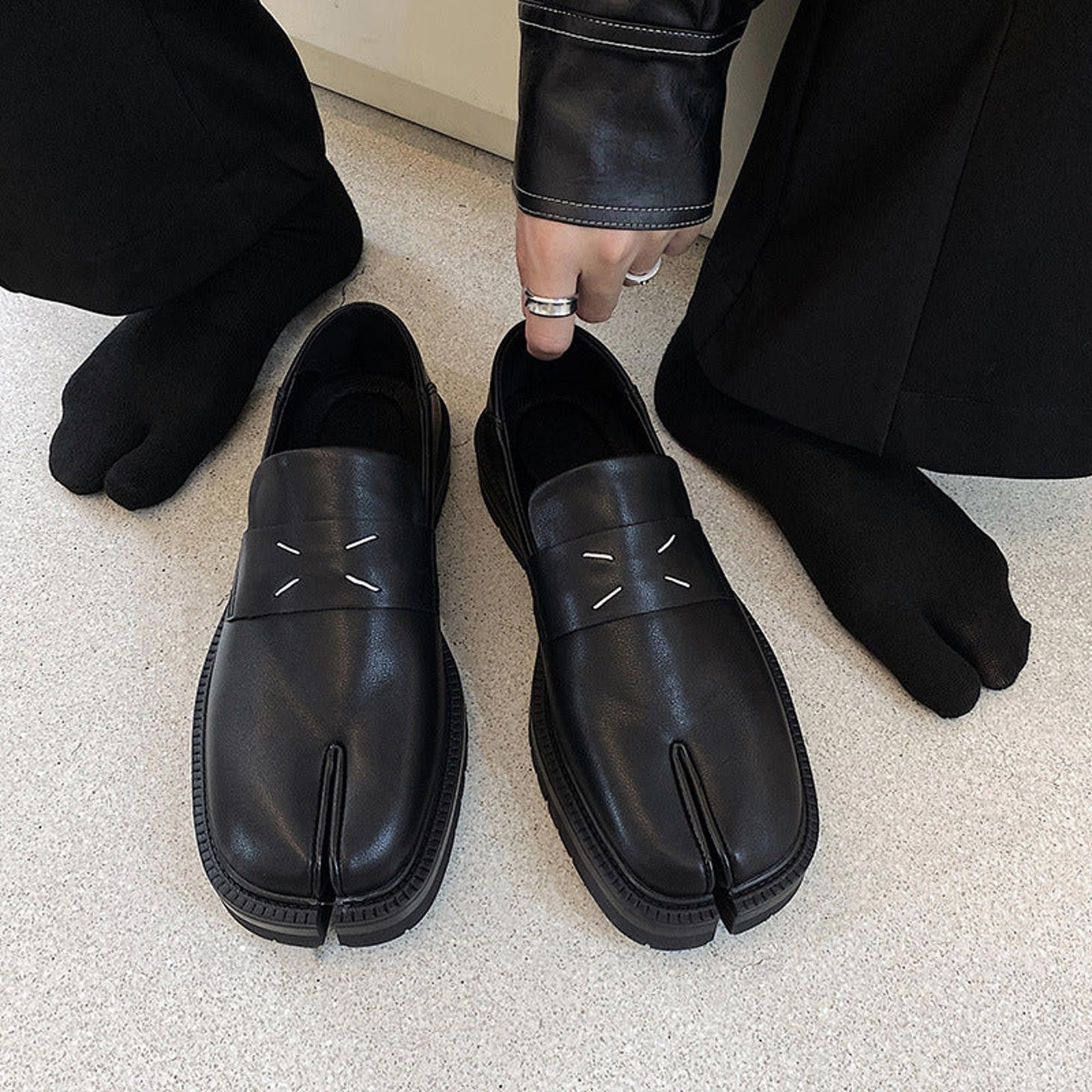 Split-Toe Leather Shoes - Tabi Style Slip-On Loafers