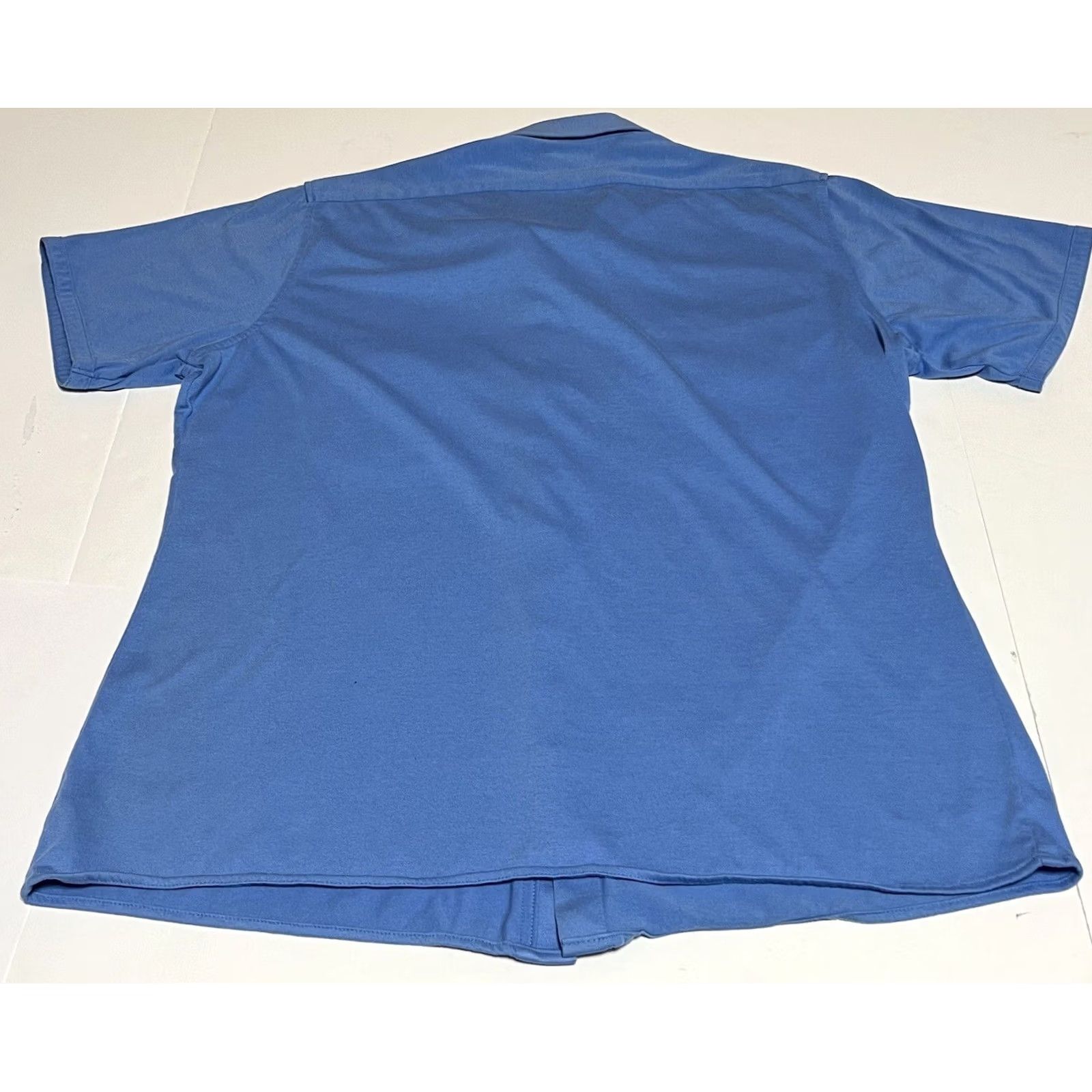 Van Heusen VINTAGE Players By Van Heusen Shirt Blue Men L Short Sleeve Button-Up Collared Cotton Blend Retro Vintage Reading: Button Front Size US L / EU 52-54 / 3 - 3 Thumbnail