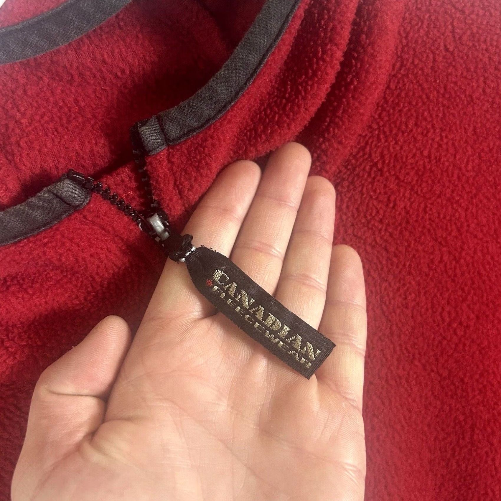 Vintage VINTAGE Canadian Fleece Wear Womens Fleece Full Zip Hoodie Red 1X Zip Hoodie Long Sleeve Solid Winter Outwear Womens Size XL / US 12-14 / IT 48-50 - 2 Thumbnail