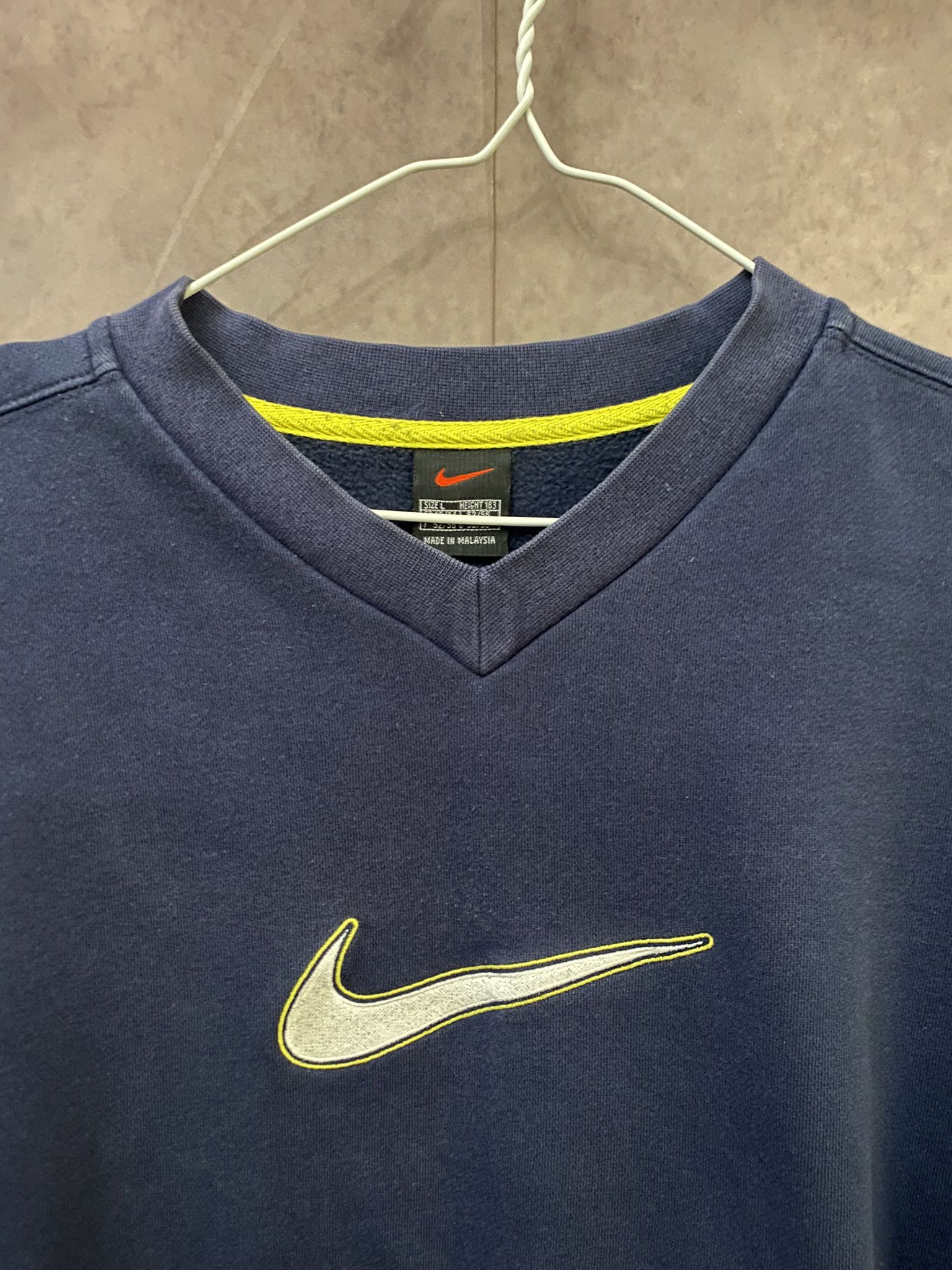 Nike × Vintage Nike Sweatshirt Vintage Center Logo Size US M / EU 48-50 / 2 - 2 Thumbnail