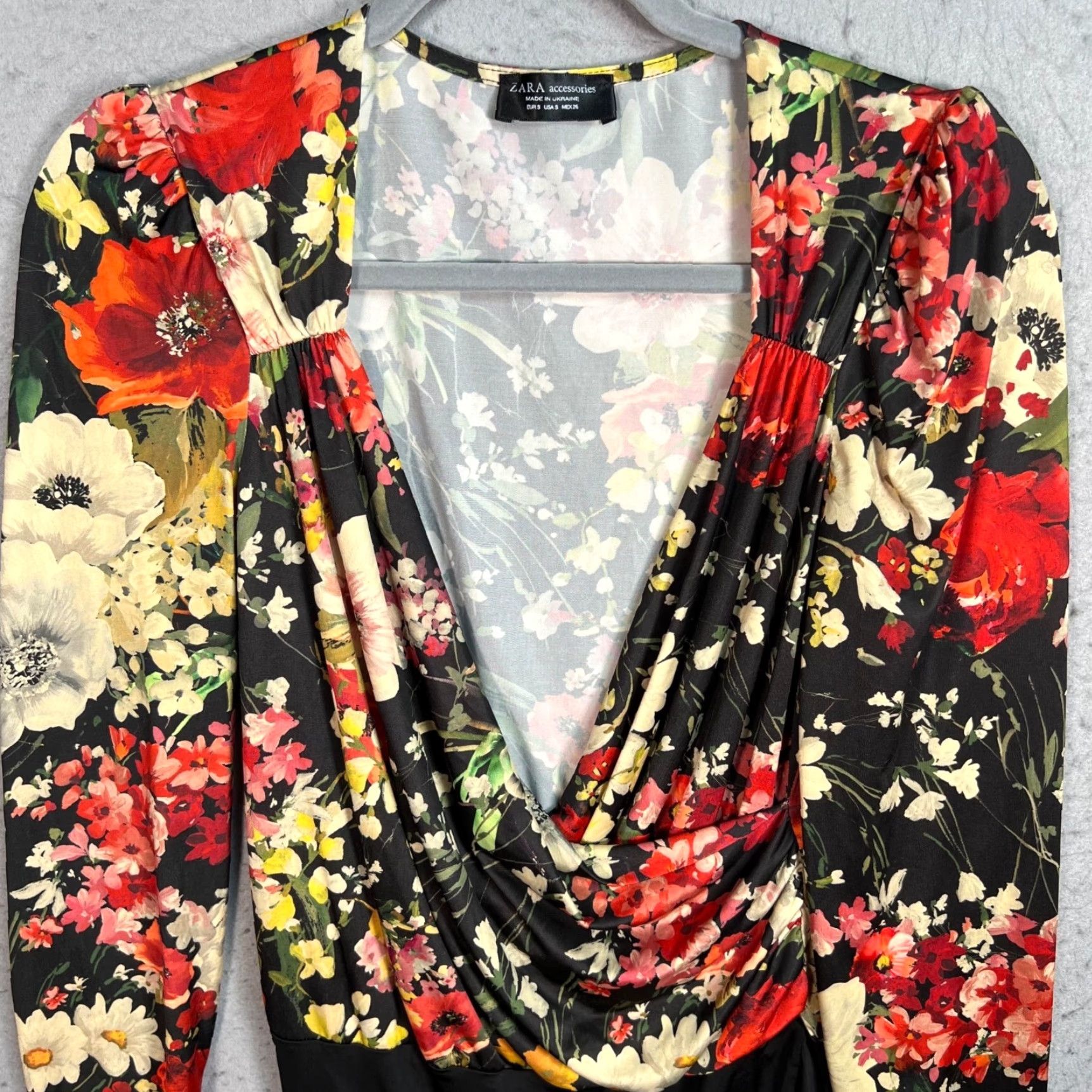 Zara Zara Bodysuit Shirt Womens Small S Floral Black Polyester Blend Long Sleeve V-Neck Cowl Neck Stretch Spring Summer - Mens? Size S / US 4 / IT 40 - 5 Thumbnail