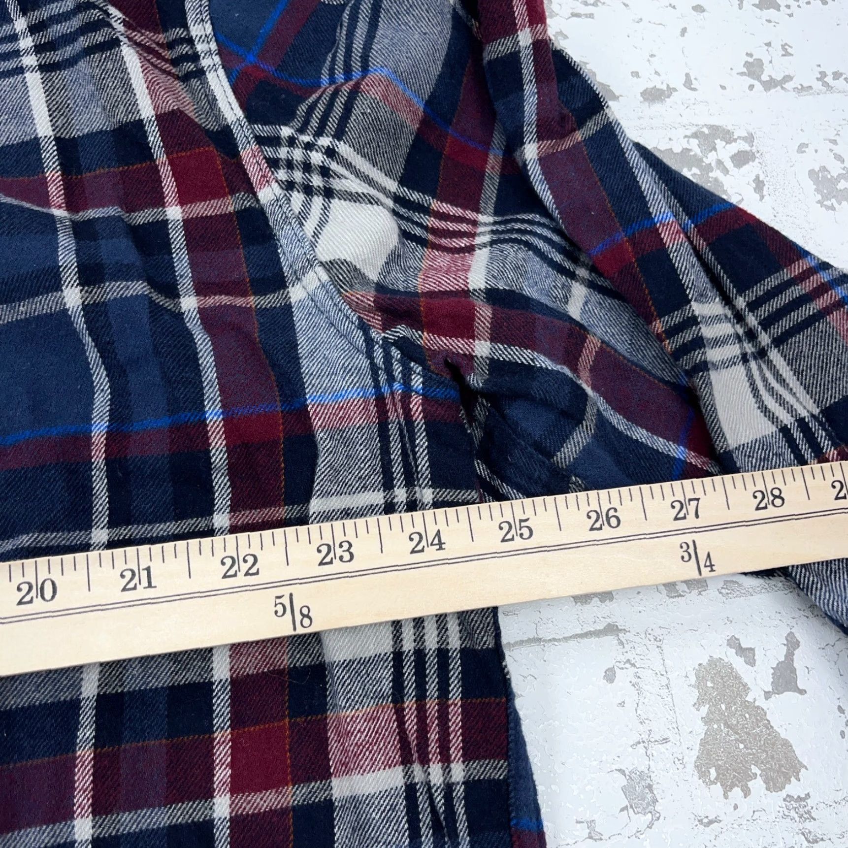 Eddie Bauer Eddie Bauer Shirt Men XL Blue Red Plaid Button-Up Tartan Flannel Casual Workwear Carded Button-Down Universal Slimming All Seasons Carded Mens Size US XL / EU 56 / 4 - 7 Thumbnail