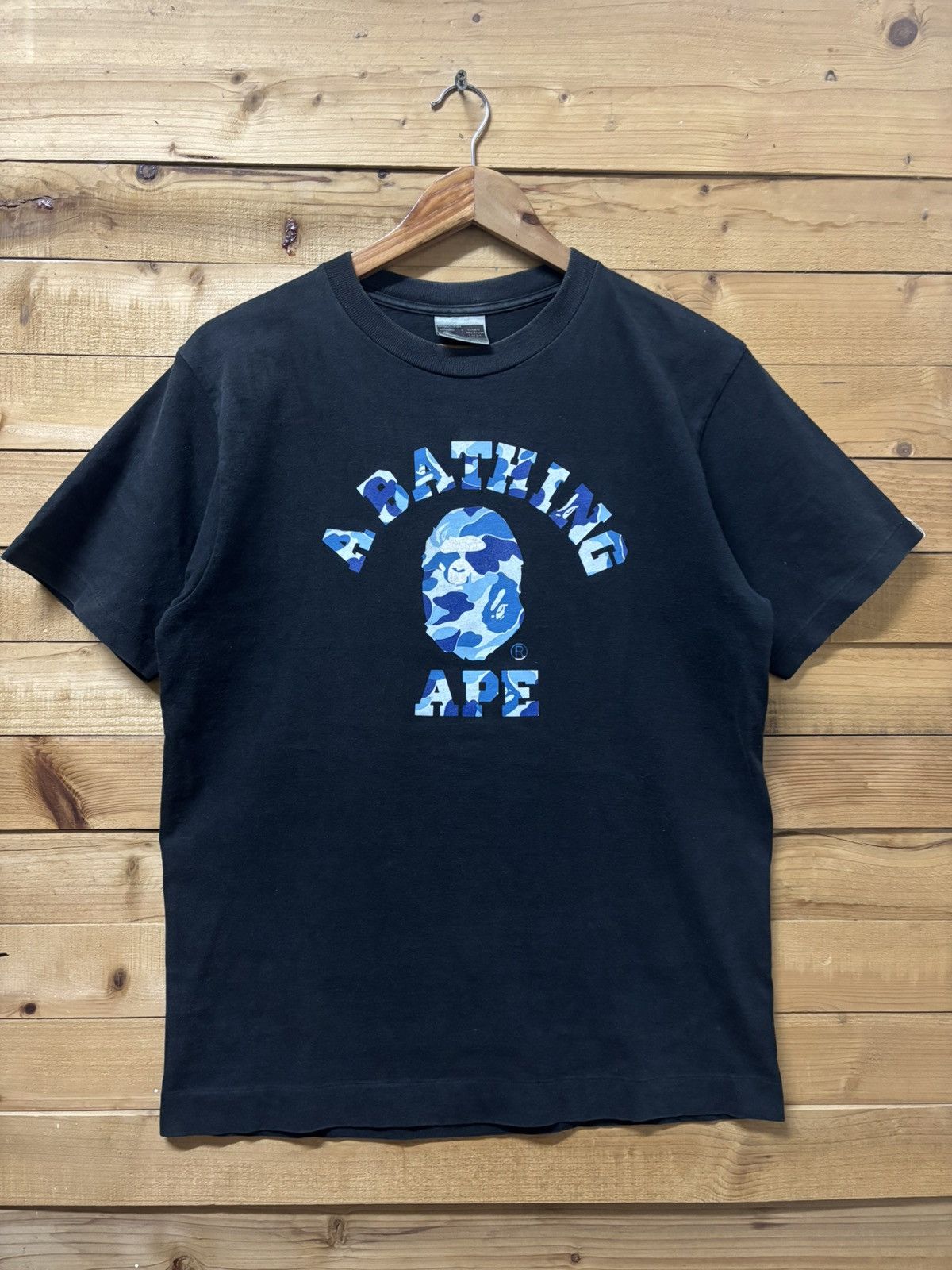 Bape Vintage a bathing ape tshirt Size US M / EU 48-50 / 2 - 1 Thumbnail