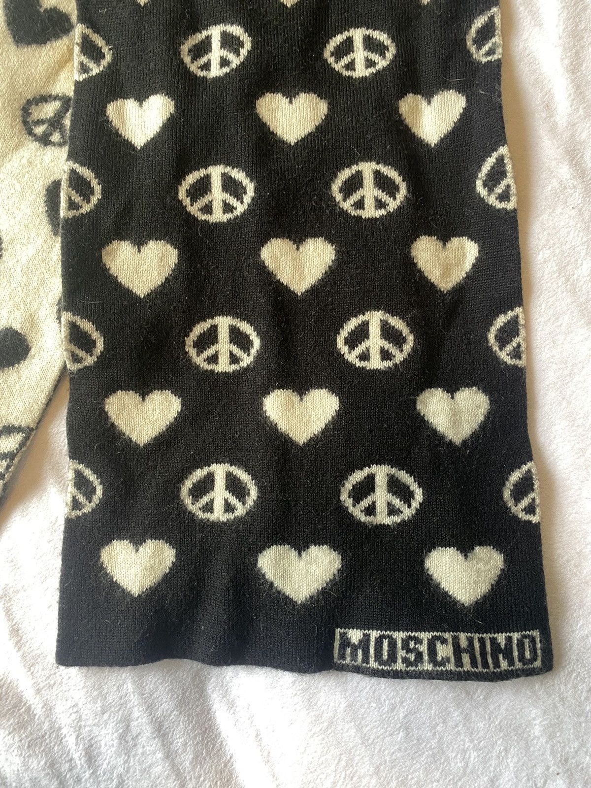 Moschino Wool/cashmere peace and love monogram scarf Size ONE SIZE - 2 Thumbnail