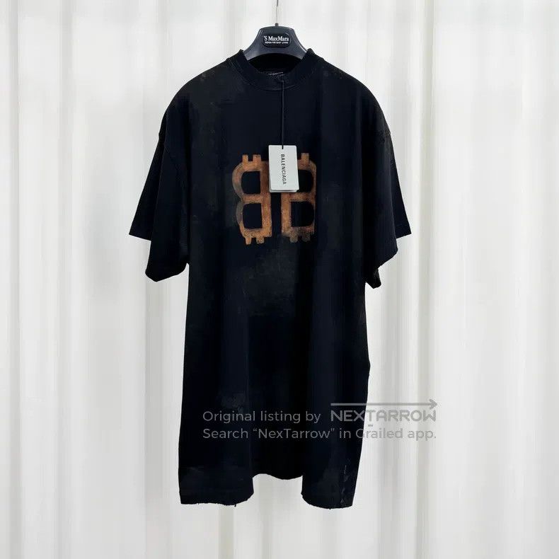 Balenciaga Balenciaga Mud-Dyed Distressed Bitcoin Print Short Sleeve Size US S / EU 44-46 / 1 - 1 Thumbnail