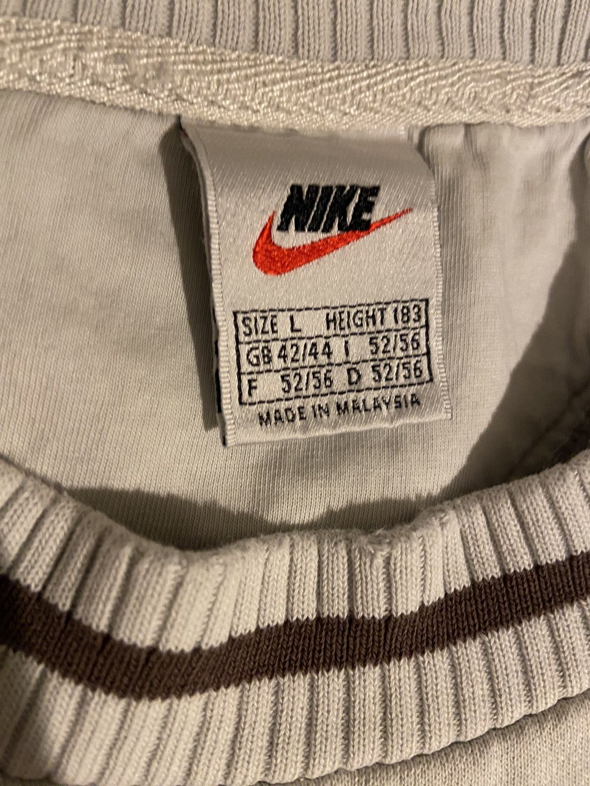 Nike Rare vintage Nike spellout sweatshirt Size US L / EU 52-54 / 3 - 4 Thumbnail