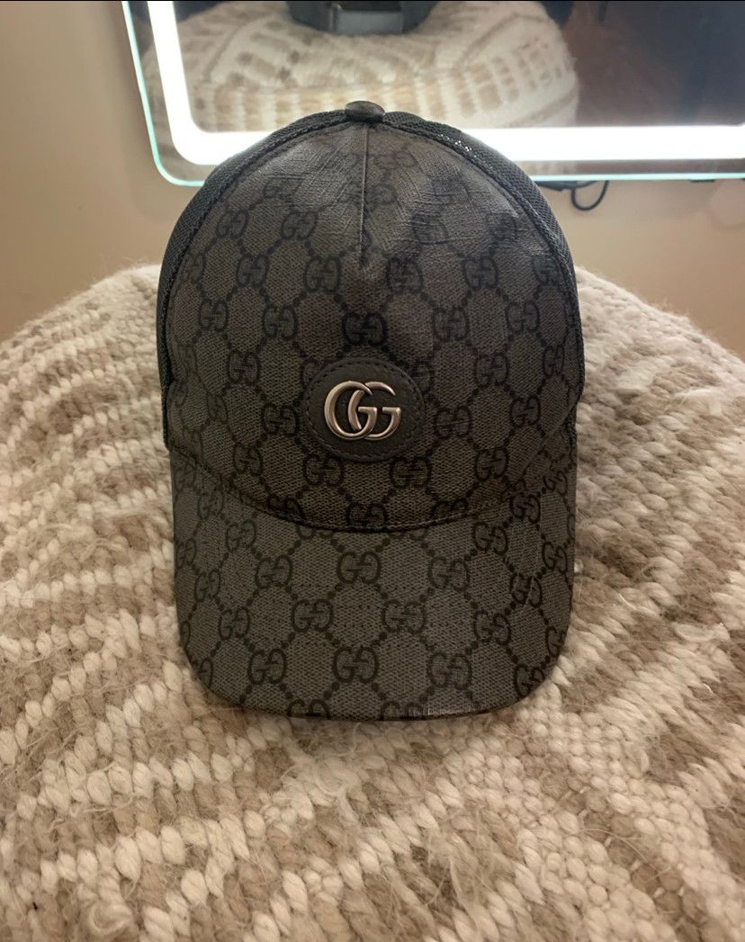 image of Gucci Xl/60Cm Monogram Hat in Grey, Men's