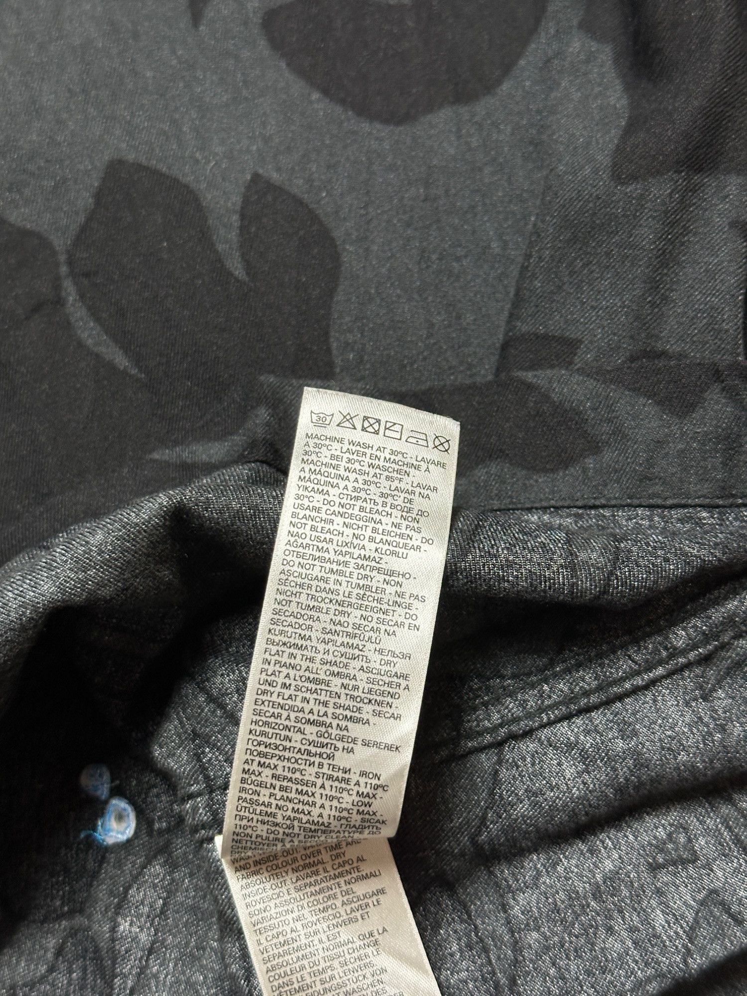 Diesel Diesel Black Leaf Pattern Short Sleeve Button-Up Viscose y2k Size US XL / EU 56 / 4 - 10 Thumbnail