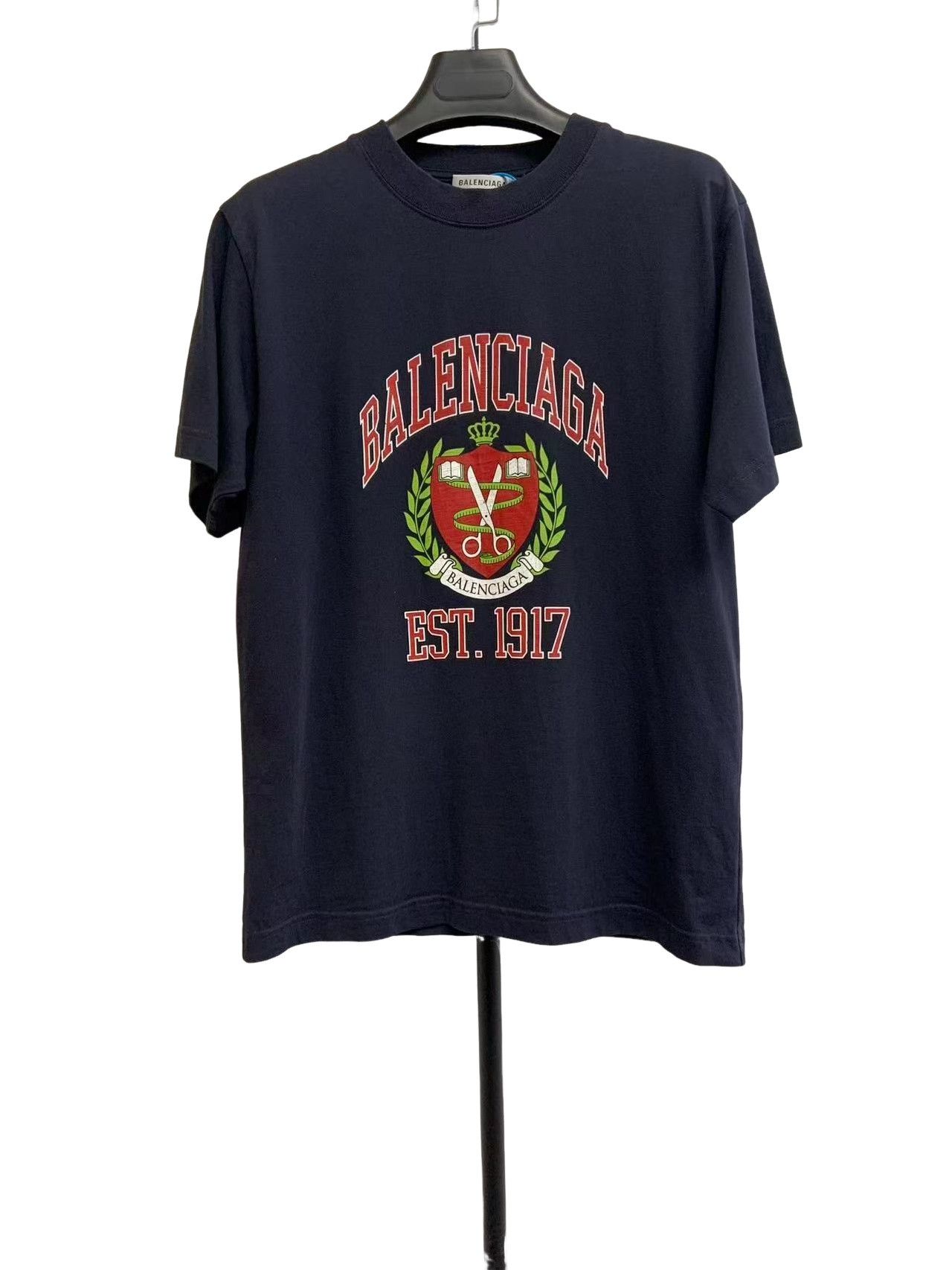Balenciaga Balenciaga Collegiate Crest Print T-Shirt S Size US S / EU 44-46 / 1 - 1 Thumbnail