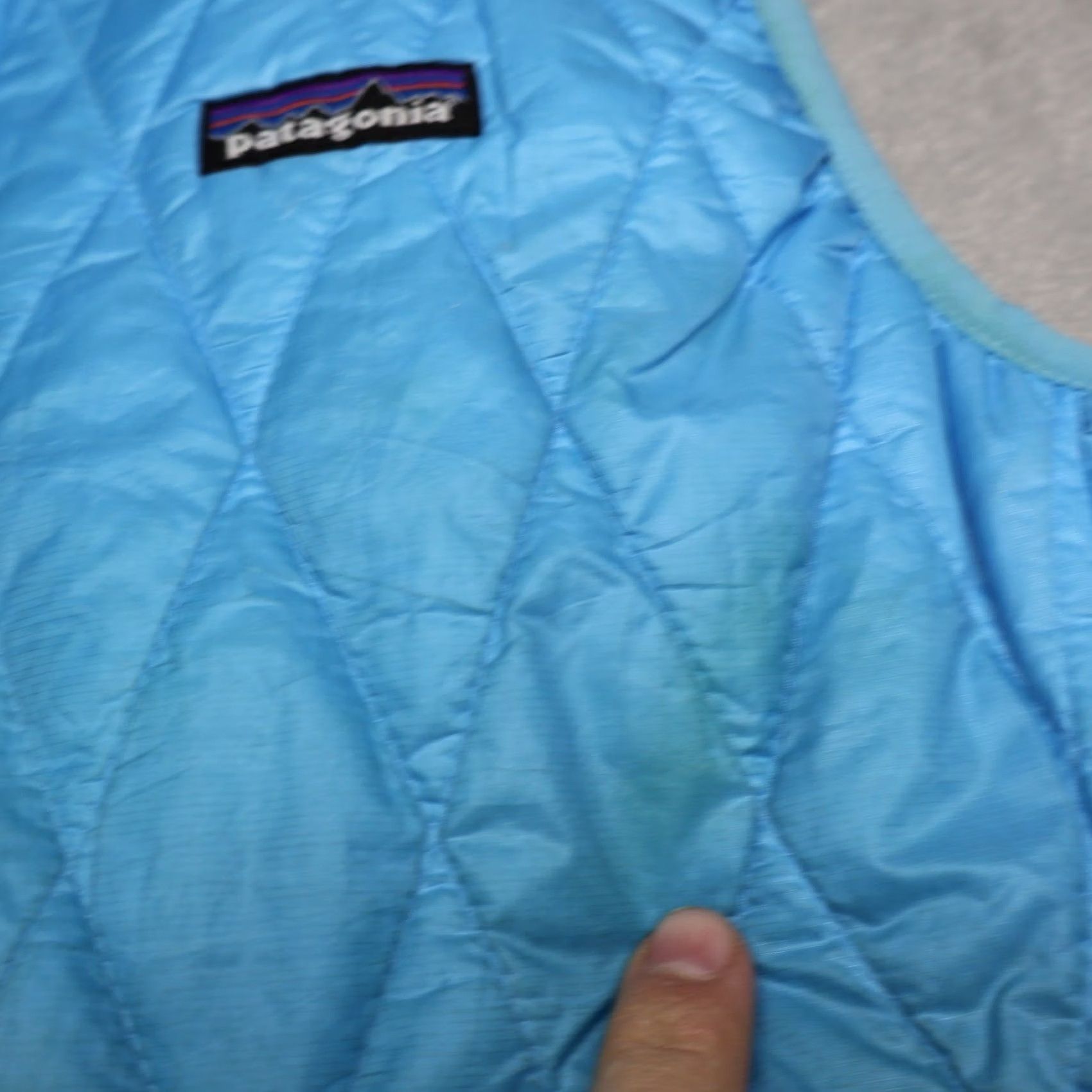 Patagonia Patagonia Vest Women Medium Blue Nano Puff Quilted Zip Full Zip Lightweight Insulated Nylon Lining Sleeveless All Seasons Casual Travel Size M / US 6-8 / IT 42-44 - 4 Thumbnail