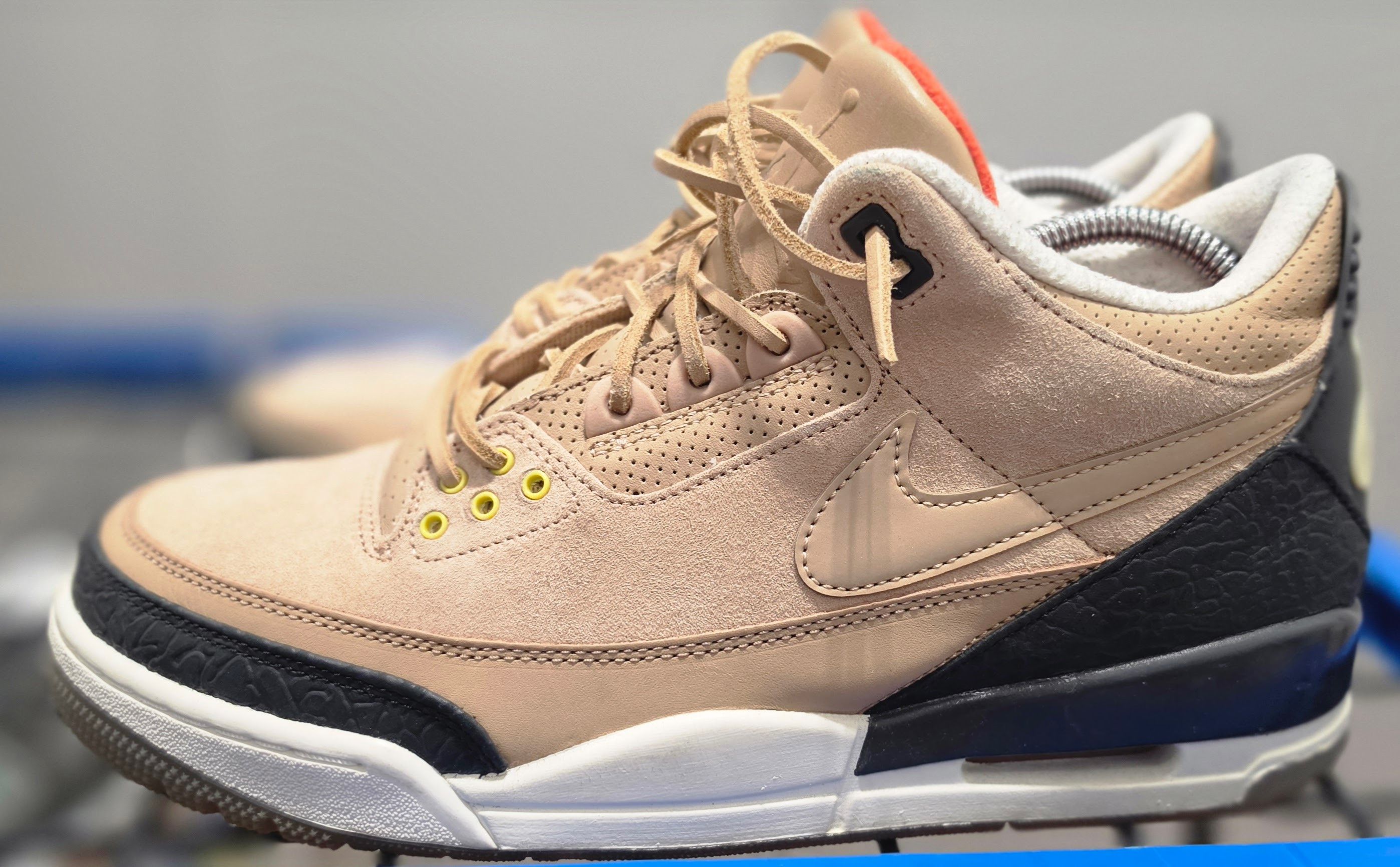 Jordan Brand Jordan 3 Retro JTH Bio Beige Size US 9.5 / EU 42-43 - 1 Thumbnail