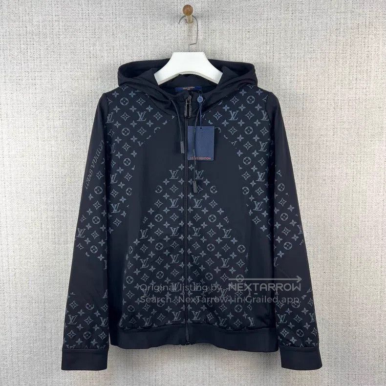 Louis Vuitton Louis Vuitton 2054 Logo presbyopic Logo warm zipper hooded Size US L / EU 52-54 / 3 - 1 Thumbnail
