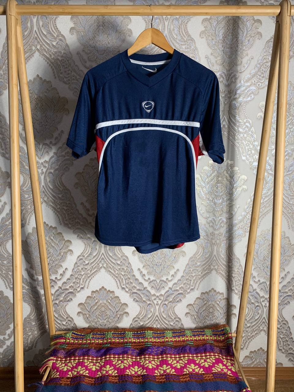 Nike VERY RARE NIKE CENTR LOGO SWOOSH RETRO T-SHIRT DRILL 90s Y2K Size US S / EU 44-46 / 1 - 1 Thumbnail