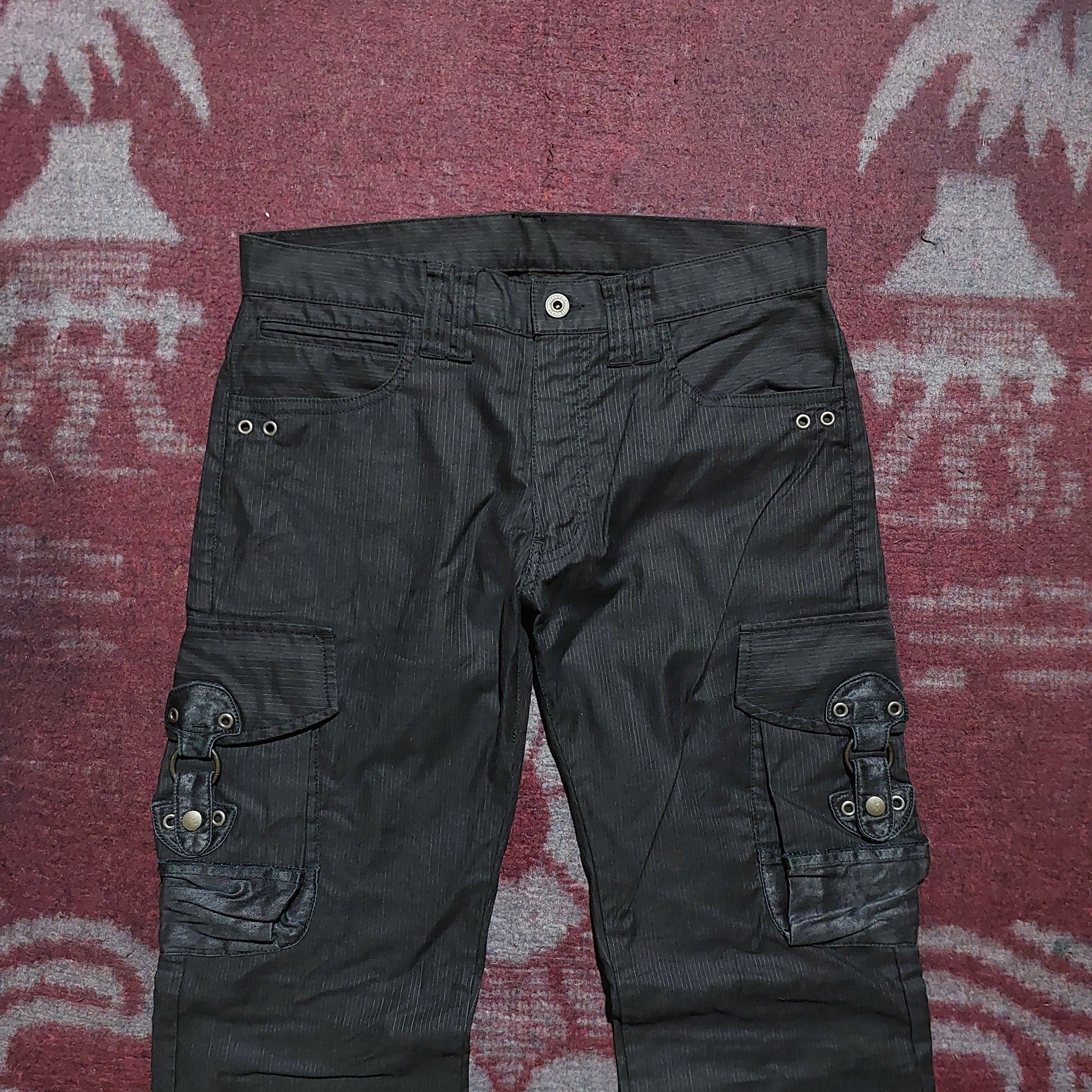 The Difference Difference rupert black cargo flare pants Size US 31 - 4 Thumbnail