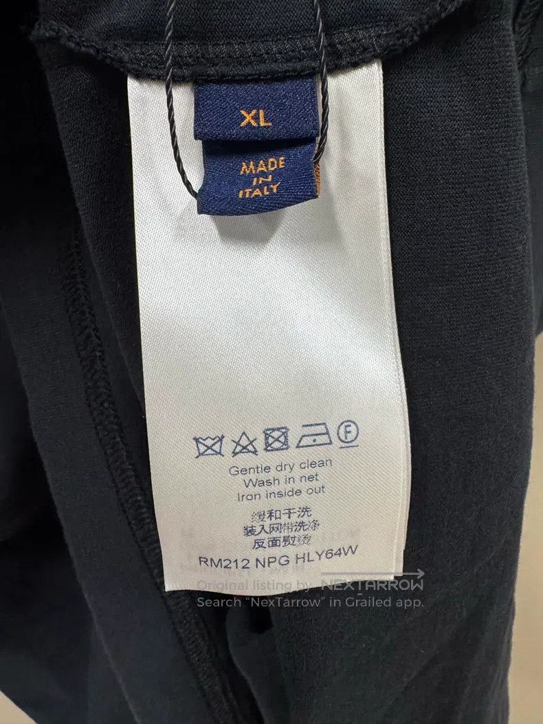 Louis Vuitton Louis Vuitton Chest embossed logo short sleeve Size US XL / EU 56 / 4 - 5 Thumbnail