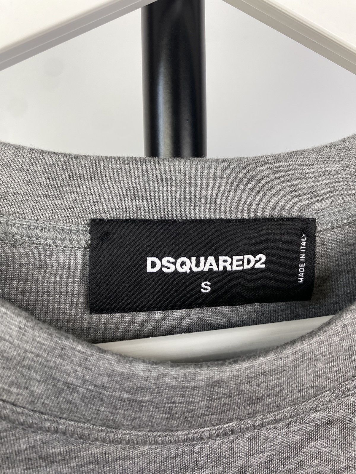 Dsquared2 Dsquared2 Big logo 24-7STAR Crop sweatshirt size S Size S / US 4 / IT 40 - 5 Thumbnail