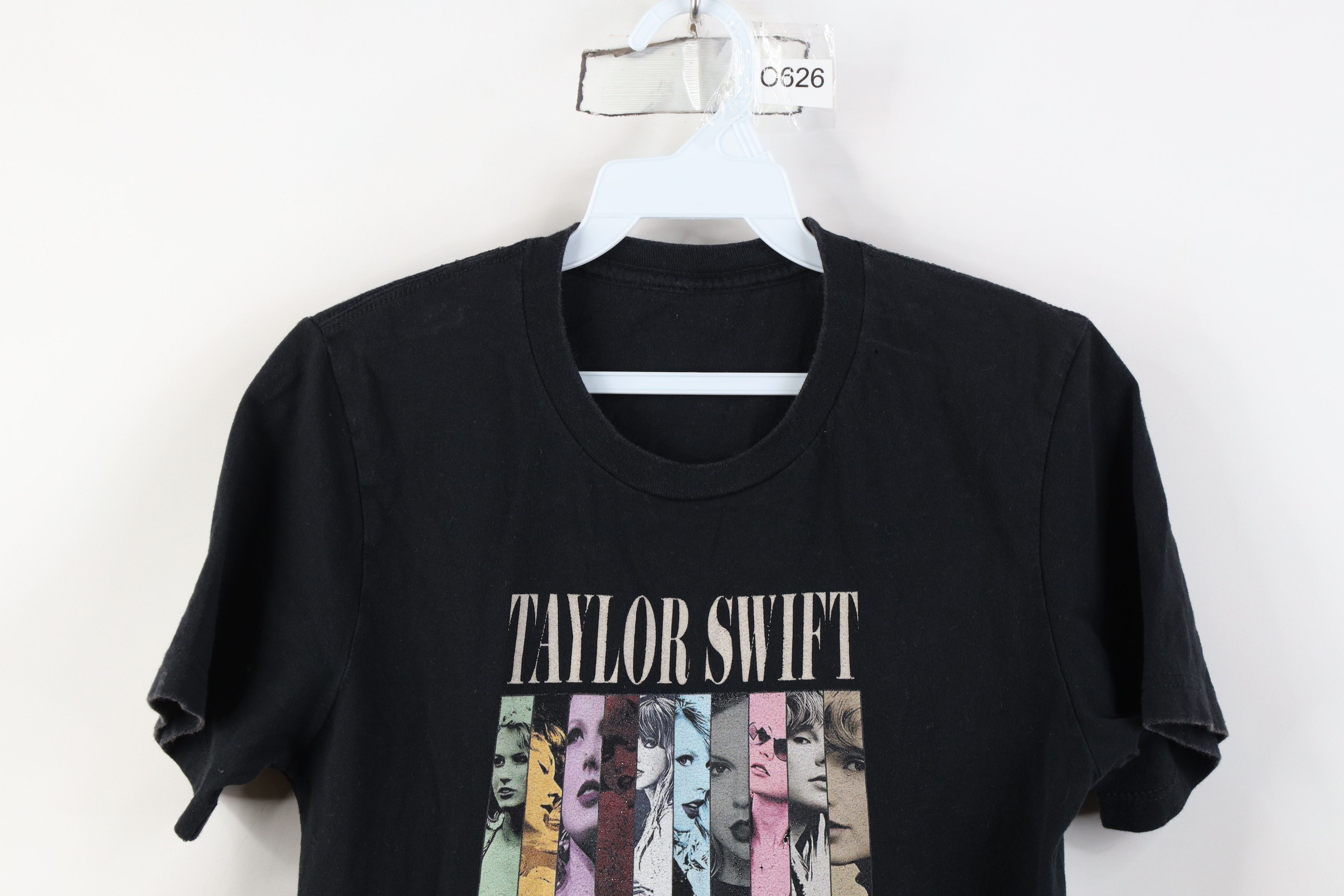 Vintage Official The Eras Tour Taylor Swift Band T-Shirt Black Size M / US 6-8 / IT 42-44 - 2 Thumbnail