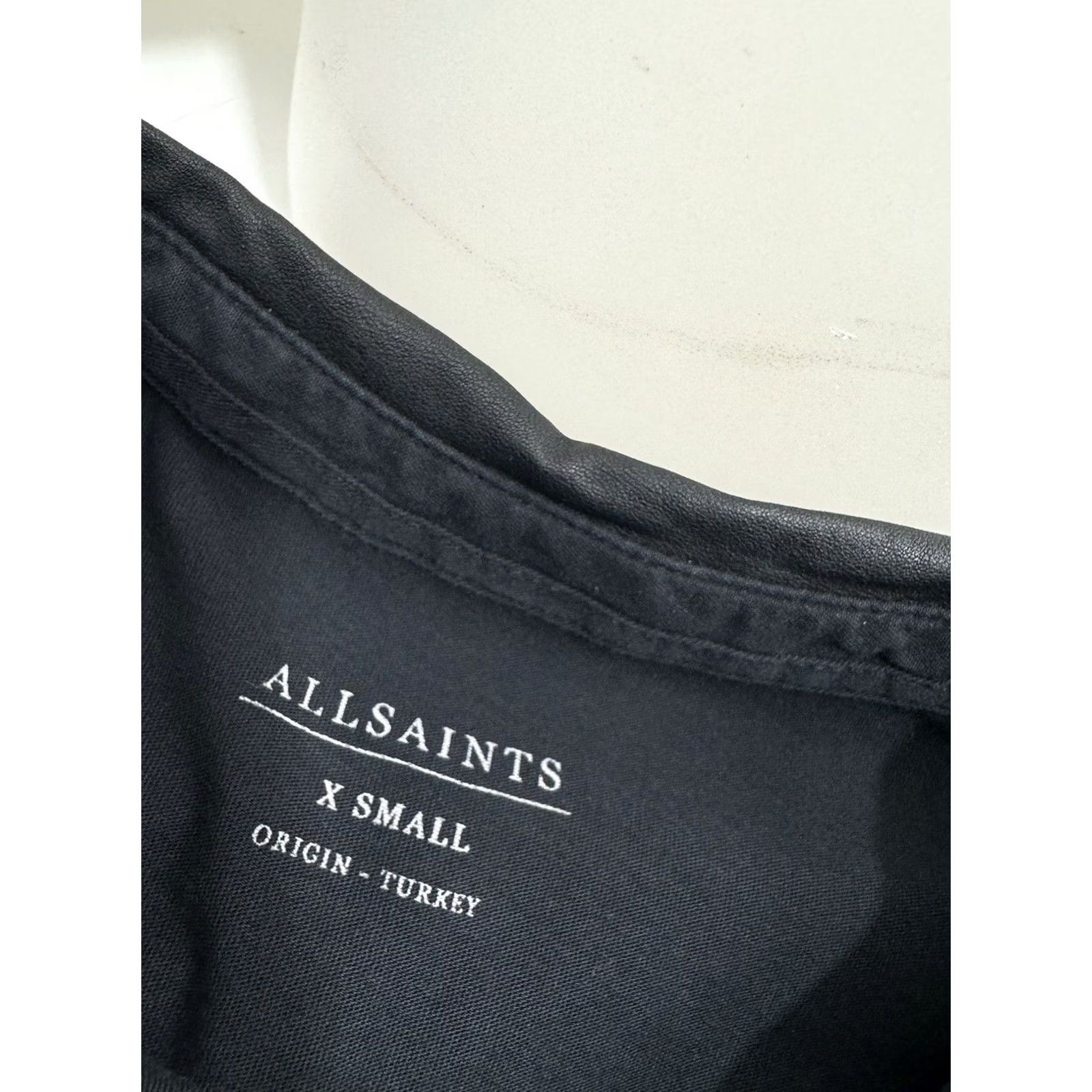 Allsaints ALL SAINTS LEATHER COLLAR Mens XS Lightweight Pullover Polo Shirt Shirt XS Black Nike Size US XS / EU 42 / 0 - 5 Thumbnail