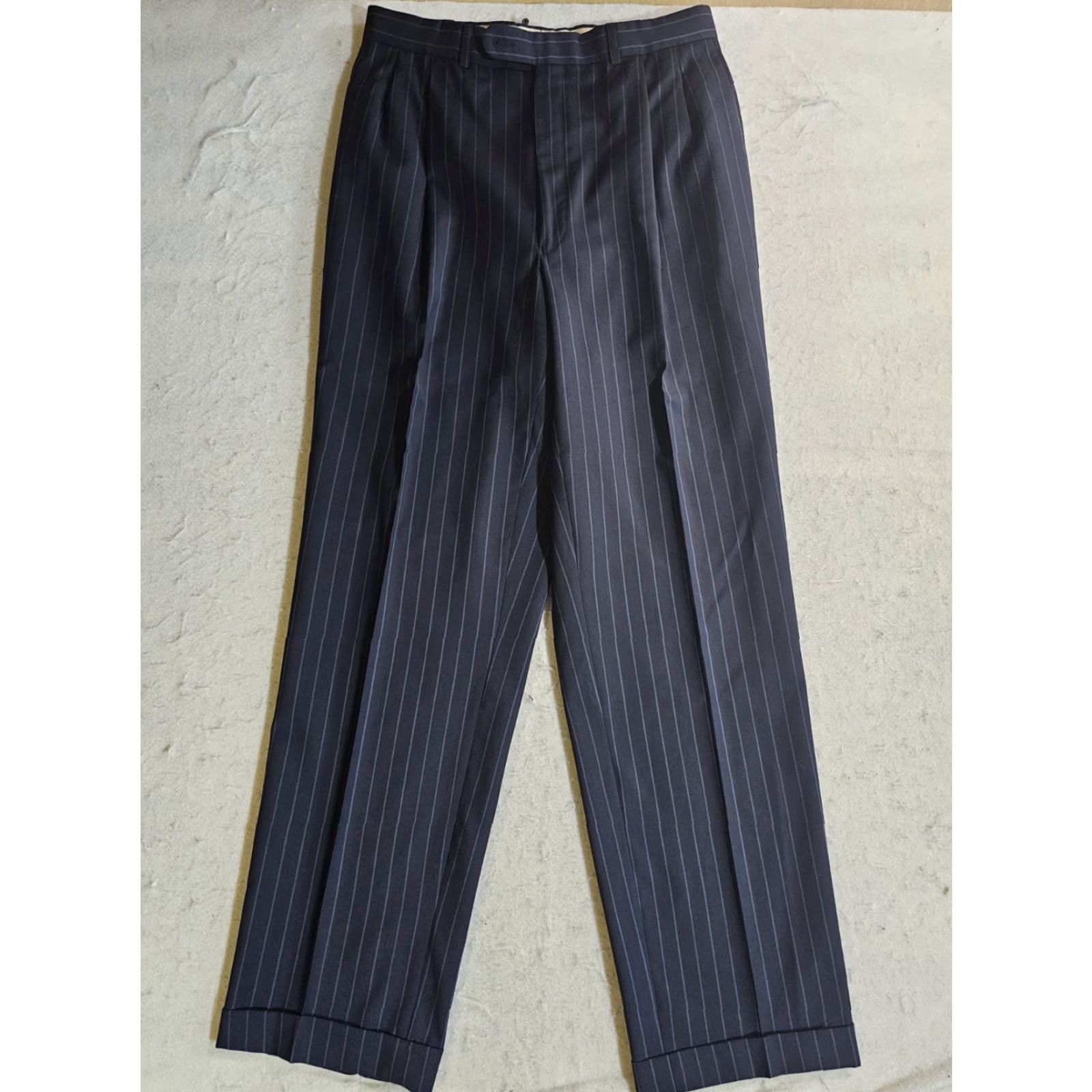 Jack Victor VINTAGE Jack Victor Classic Estrato Super 110's 2pc Suit Navy Pin Striped Wool 42L 34x30 Mens Size 44R - 7 Thumbnail