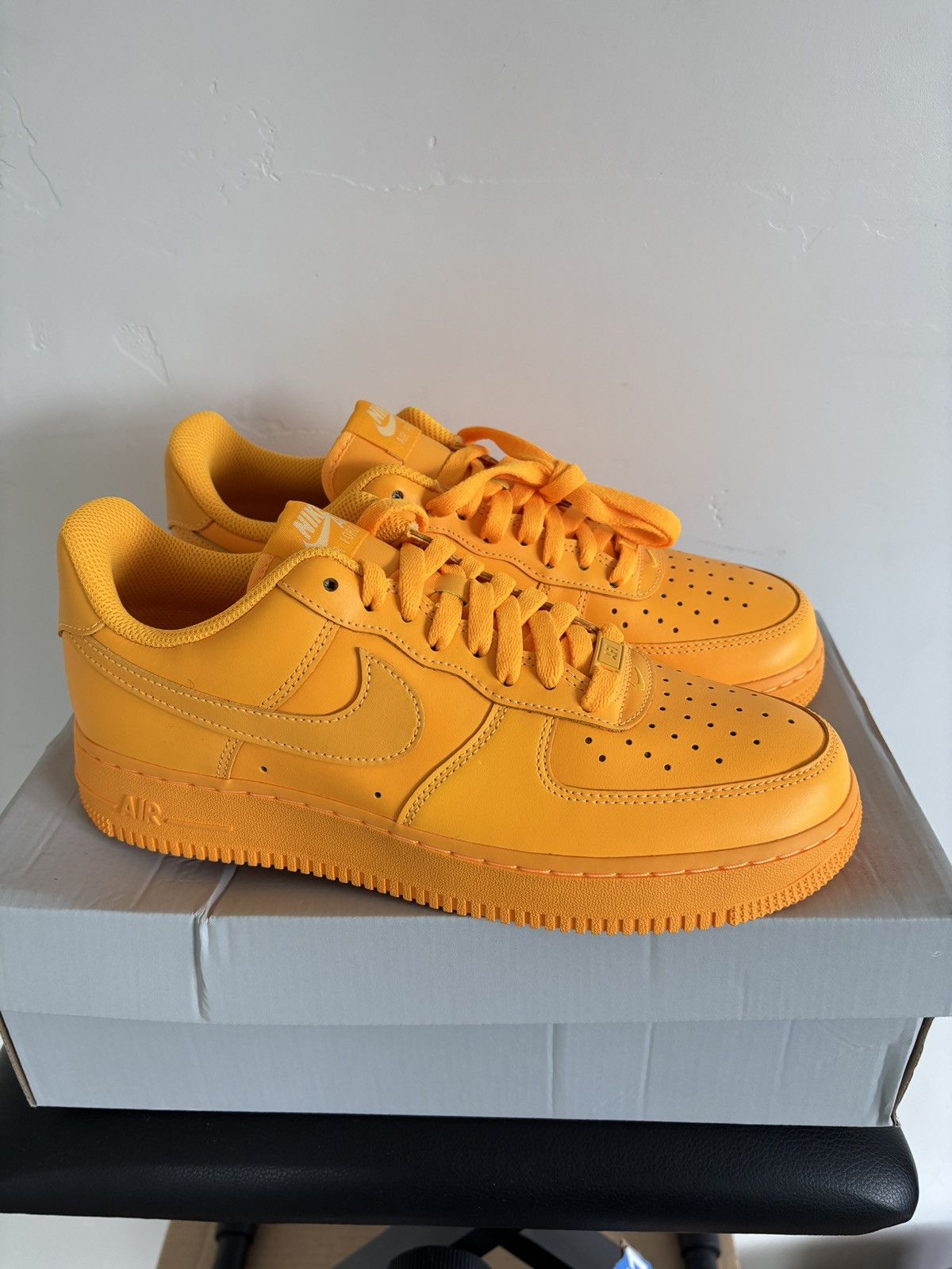 Nike Nike Air Force 1 Laser Orange 2024 Size US 8.5 / EU 41-42 - 2 Thumbnail