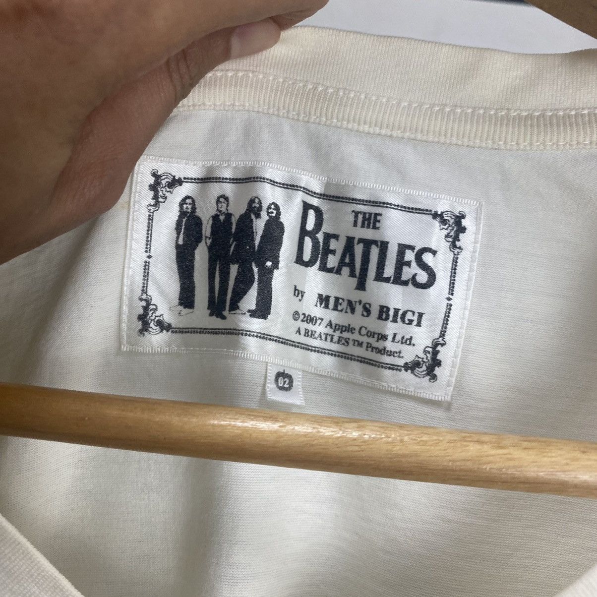 Band Tees × Vintage Vintage 2007 The Beatles By Men’s Bigi Band Tee Size US S / EU 44-46 / 1 - 14 Thumbnail