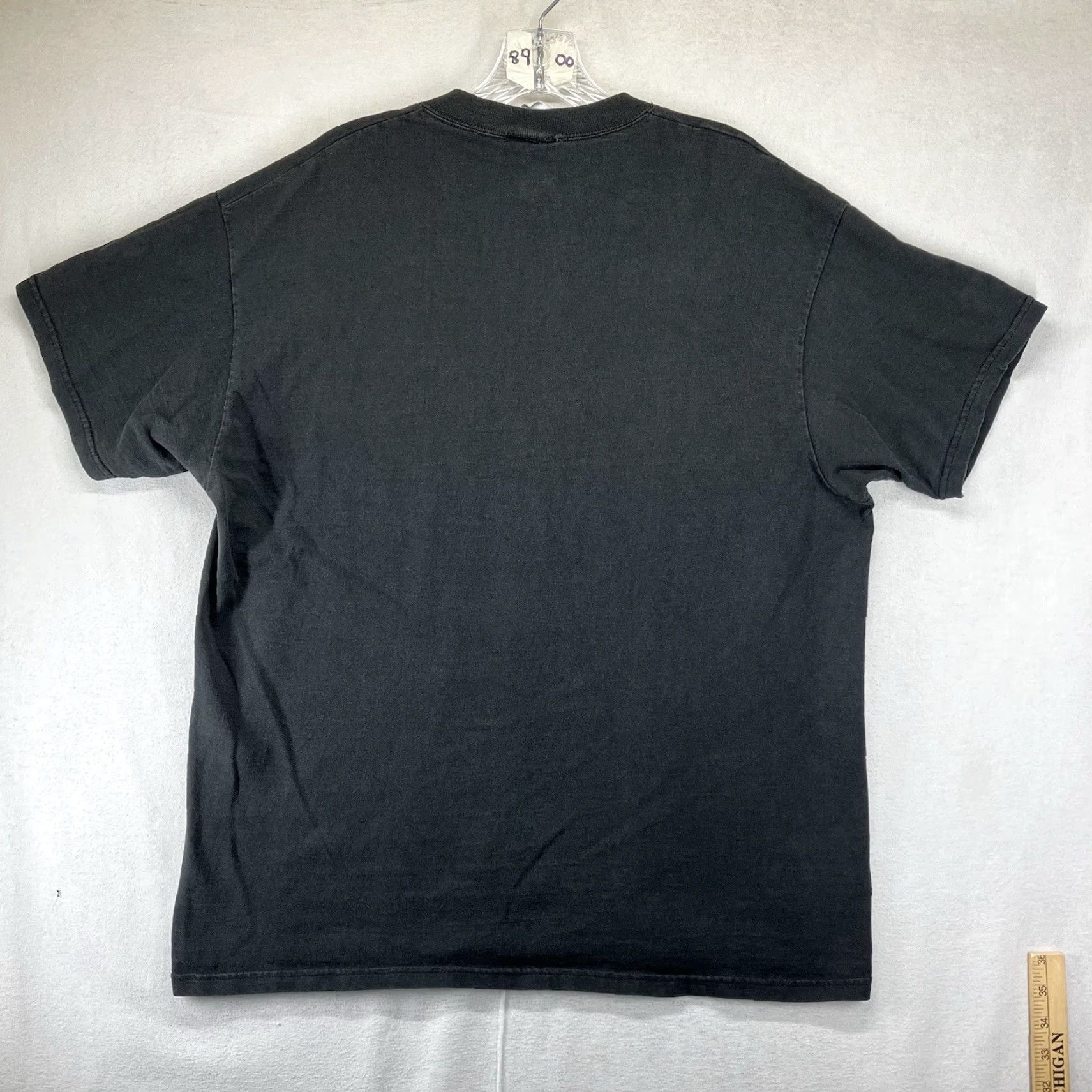 Other VINTAGE TREASURE ISLAND AT THE MIRAGE T-Shirt Oversized Large Men Crew Neck Black Cotton 90s Grunge Punk Skull Logo Emoji? (wait) Size US L / EU 52-54 / 3 - 2 Thumbnail