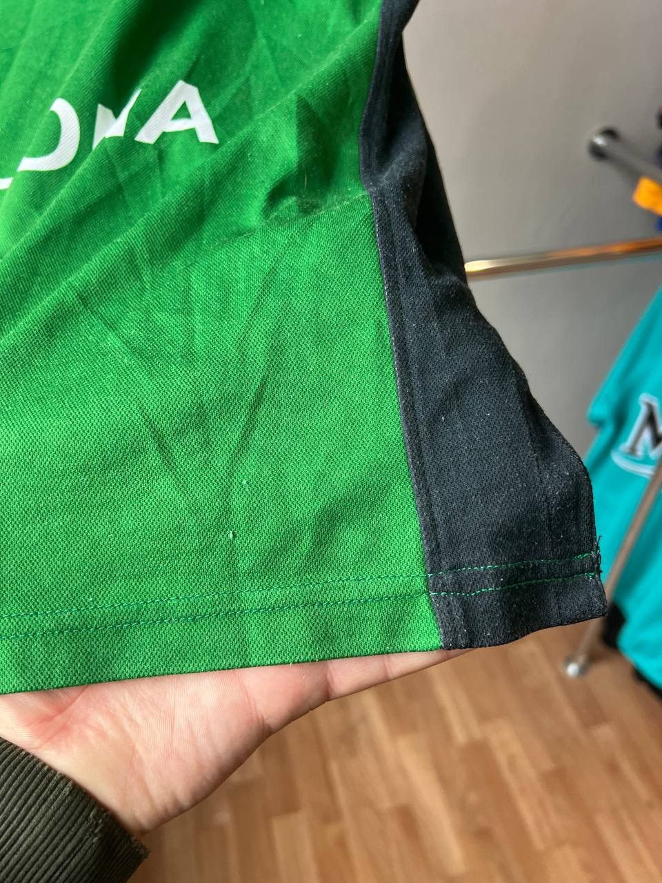 Reebok 2006/07 JOVENTUT BADALONA SPAIN HONE BASKETBALL JERSEY RARE Size US S / EU 44-46 / 1 - 18 Thumbnail