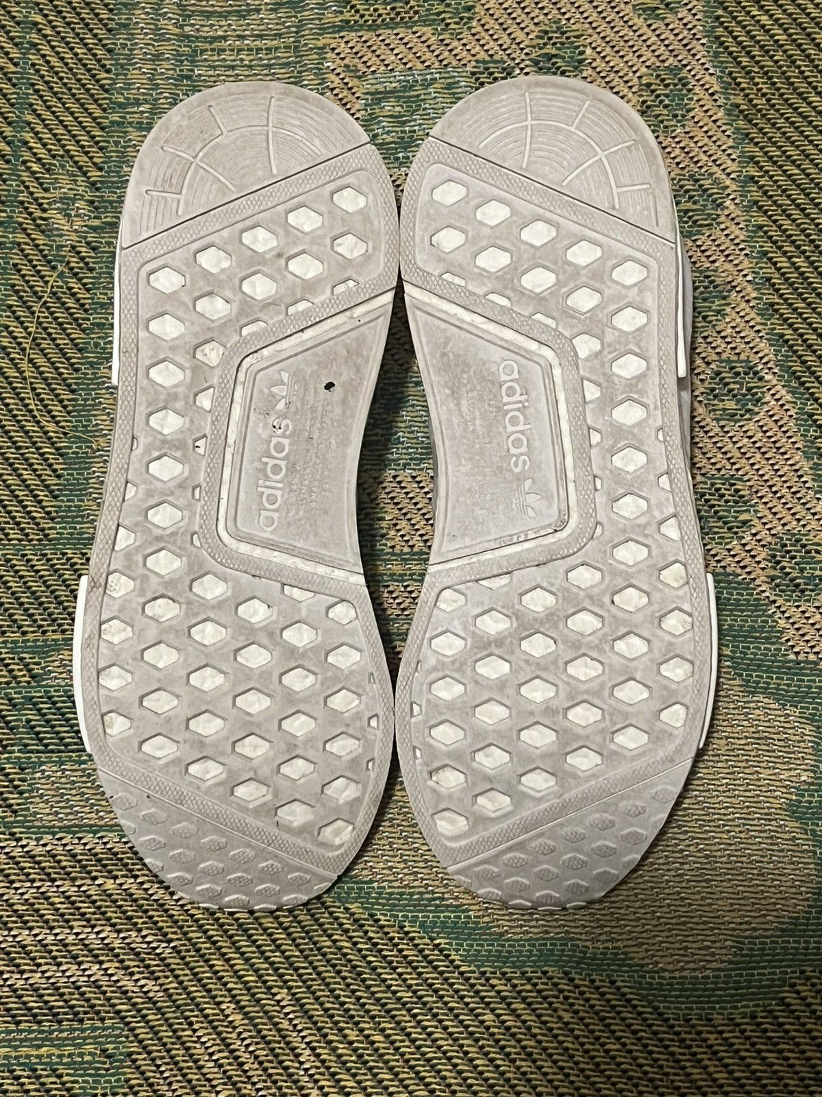 Adidas adidas nmd triple white Size US 9 / EU 42 - 5 Thumbnail