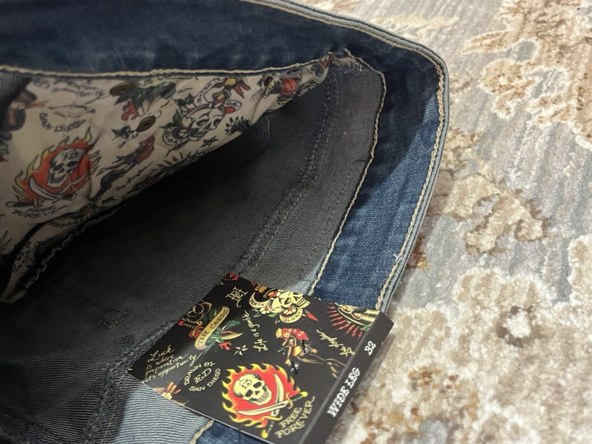 Ed Hardy BRAVE HEARTS STAY TRUE GRAPHIC BAGGY ED HARDY JEANS 32 Size US 32 / EU 48 - 5 Thumbnail