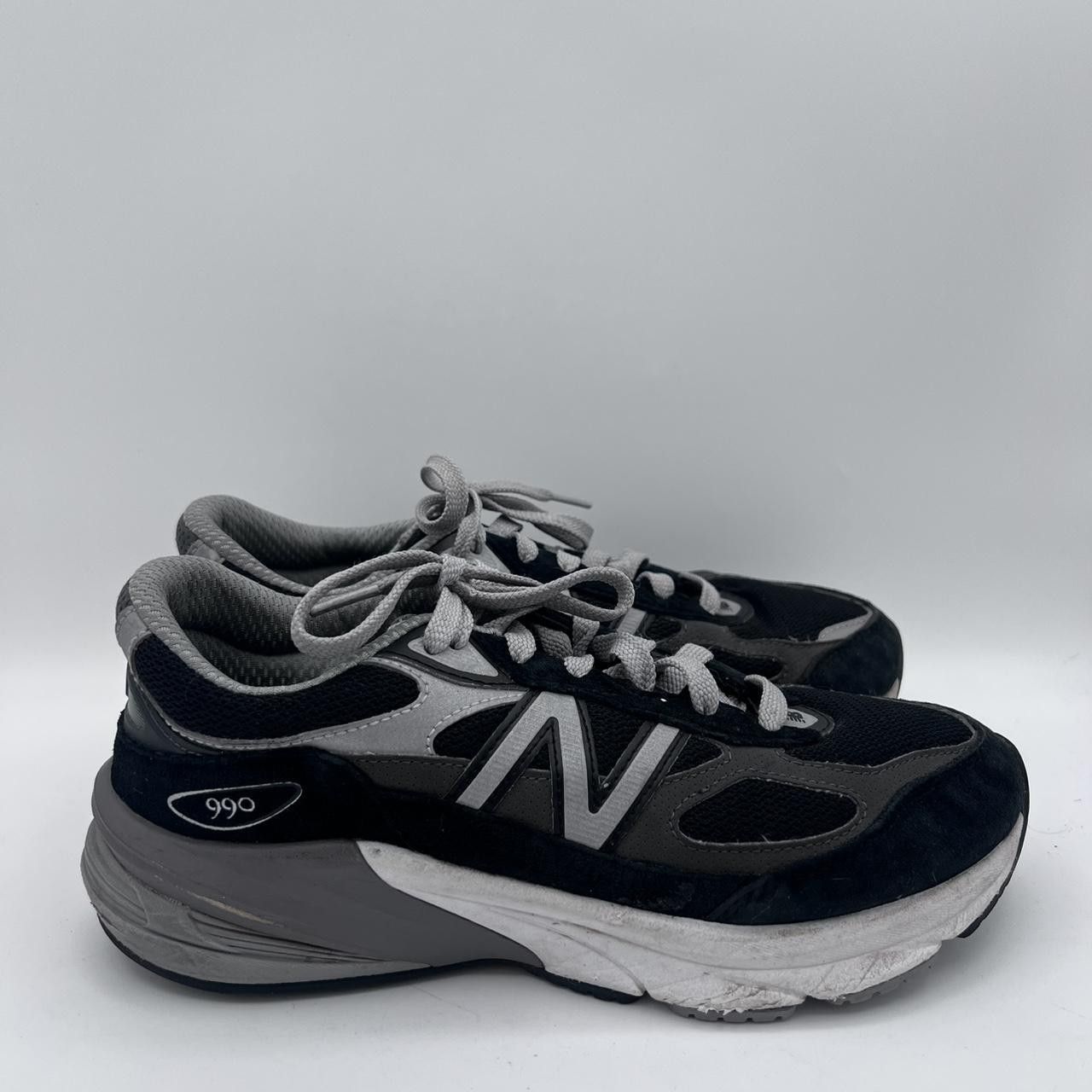 New Balance Men’s New Balance 990v6 M990BK6Black Gray Size 6.5 Size US 6.5 / EU 39-40 - 1 Thumbnail
