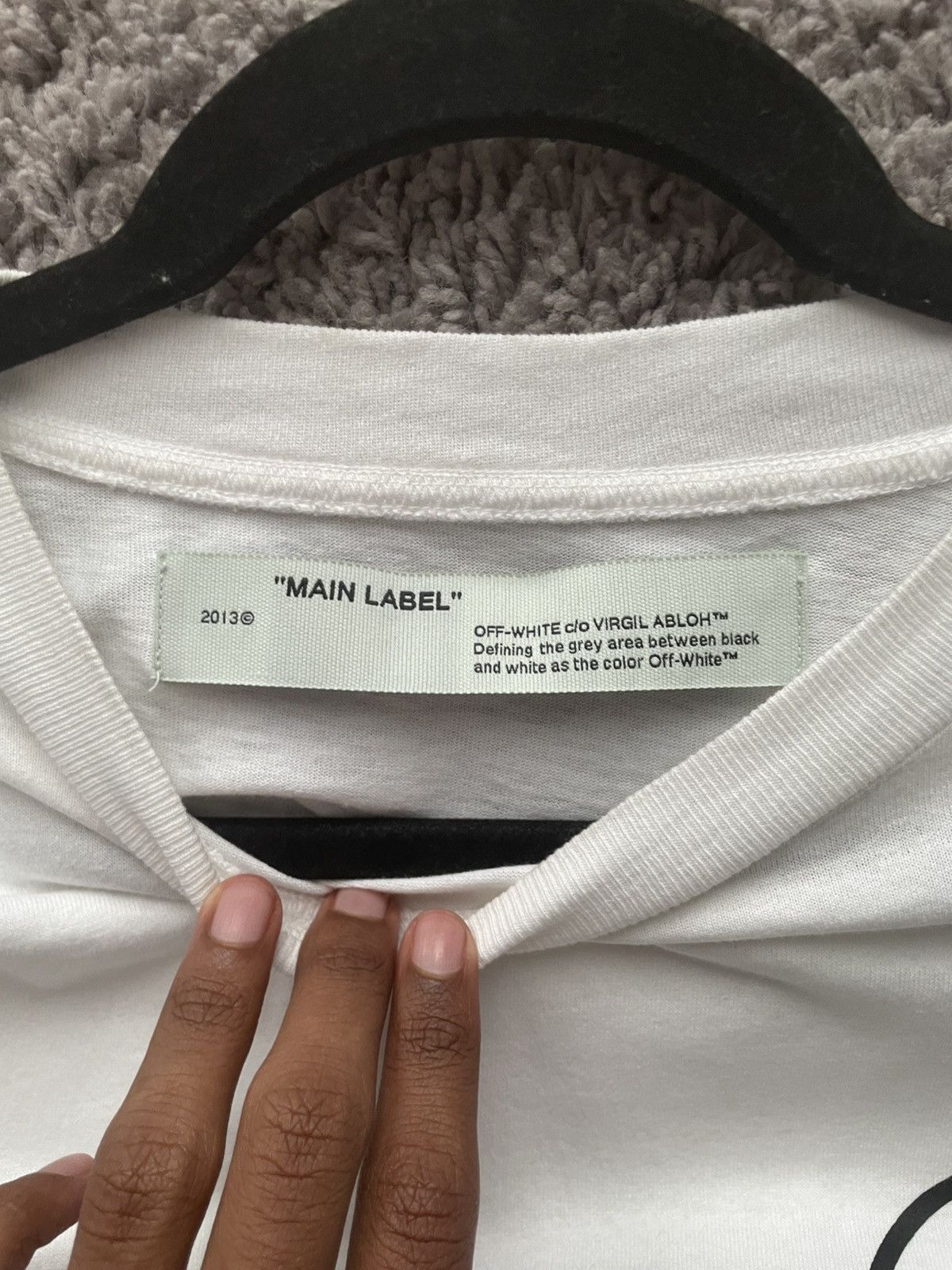 Off-White Off White Tape Arrows T-Shirt White/Beige Size US XS / EU 42 / 0 - 3 Thumbnail