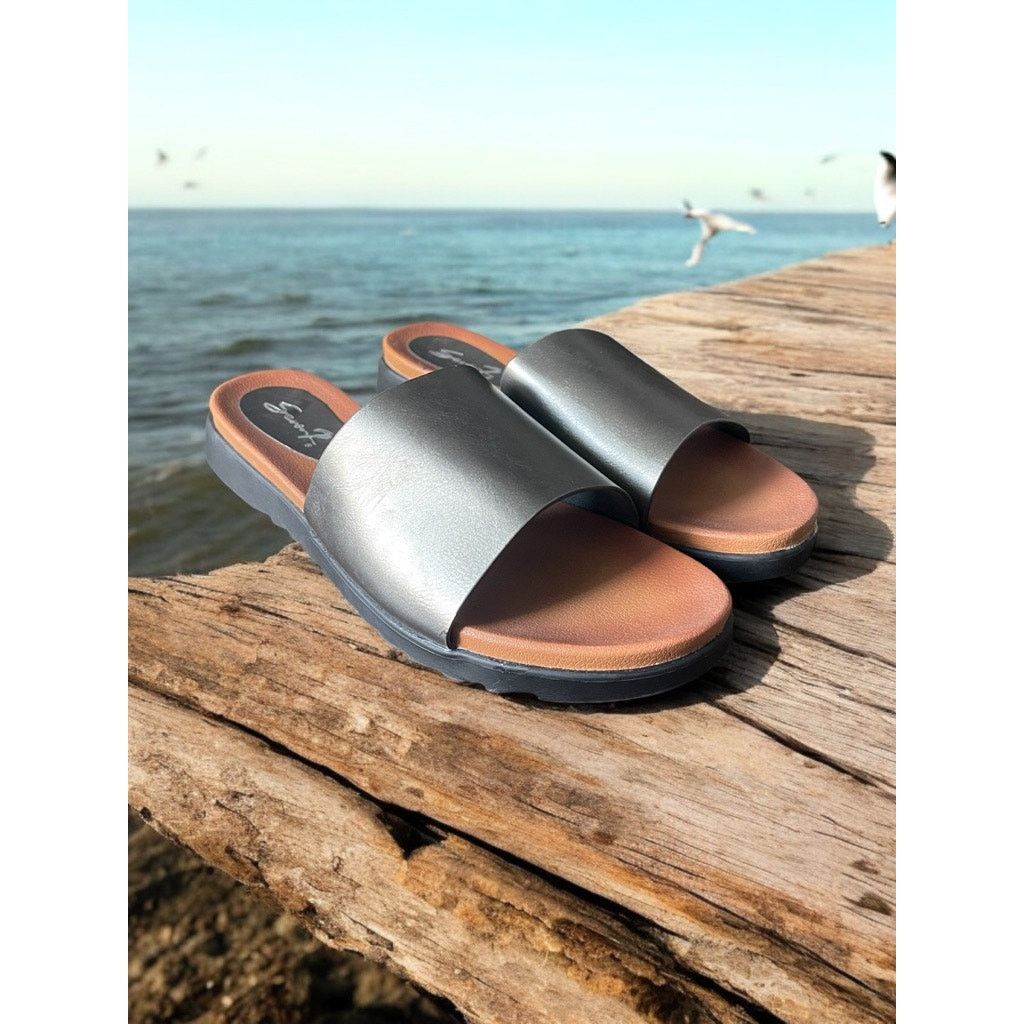 Seven 7 SEVEN Metalic Silver Sandals Slip ons Shoes Size 10 Size US 10 / IT 40 - 5 Thumbnail