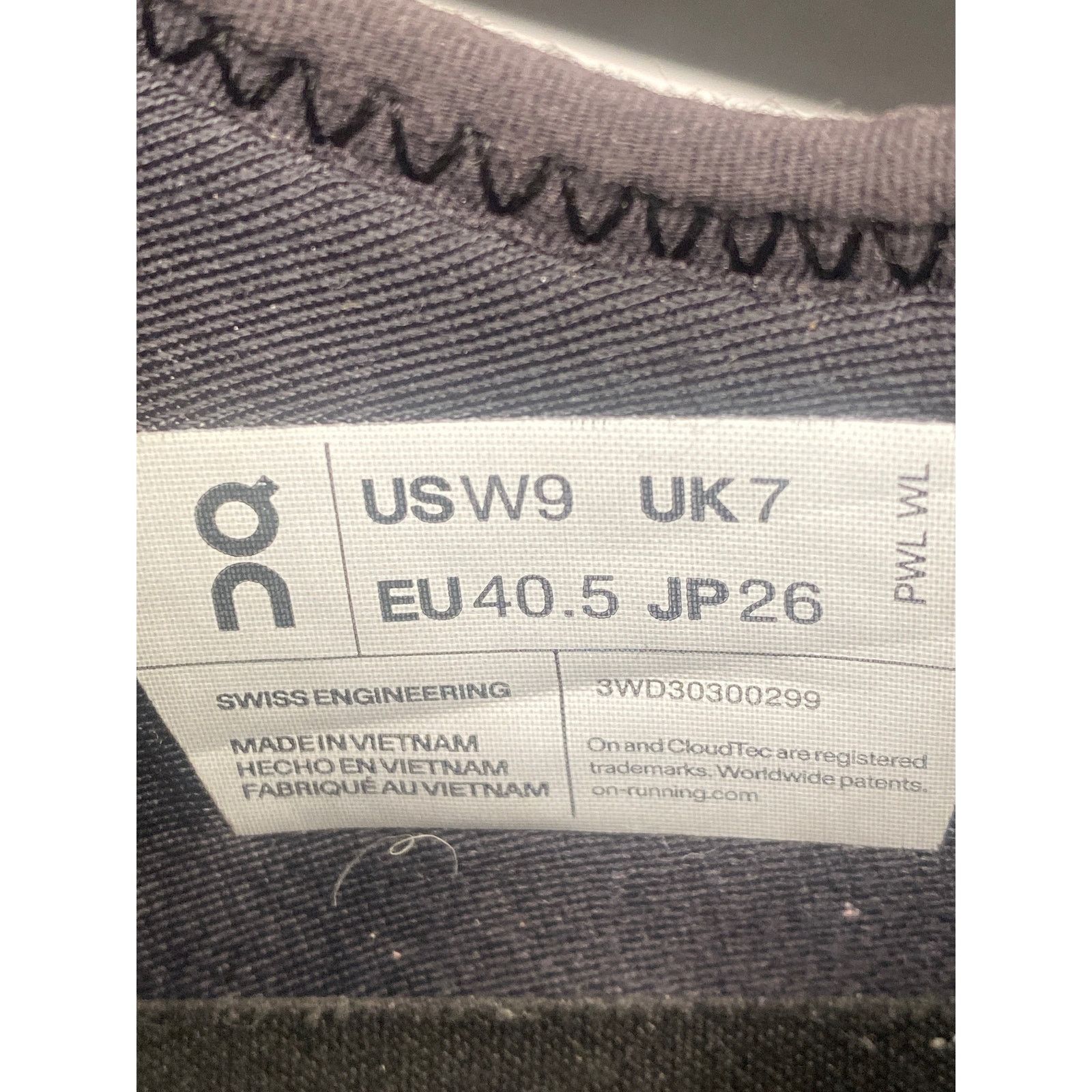 On On Cloud X 3 AD the Black/White women (3WD30300299) USW 9 Size US 9 / IT 39 - 6 Thumbnail