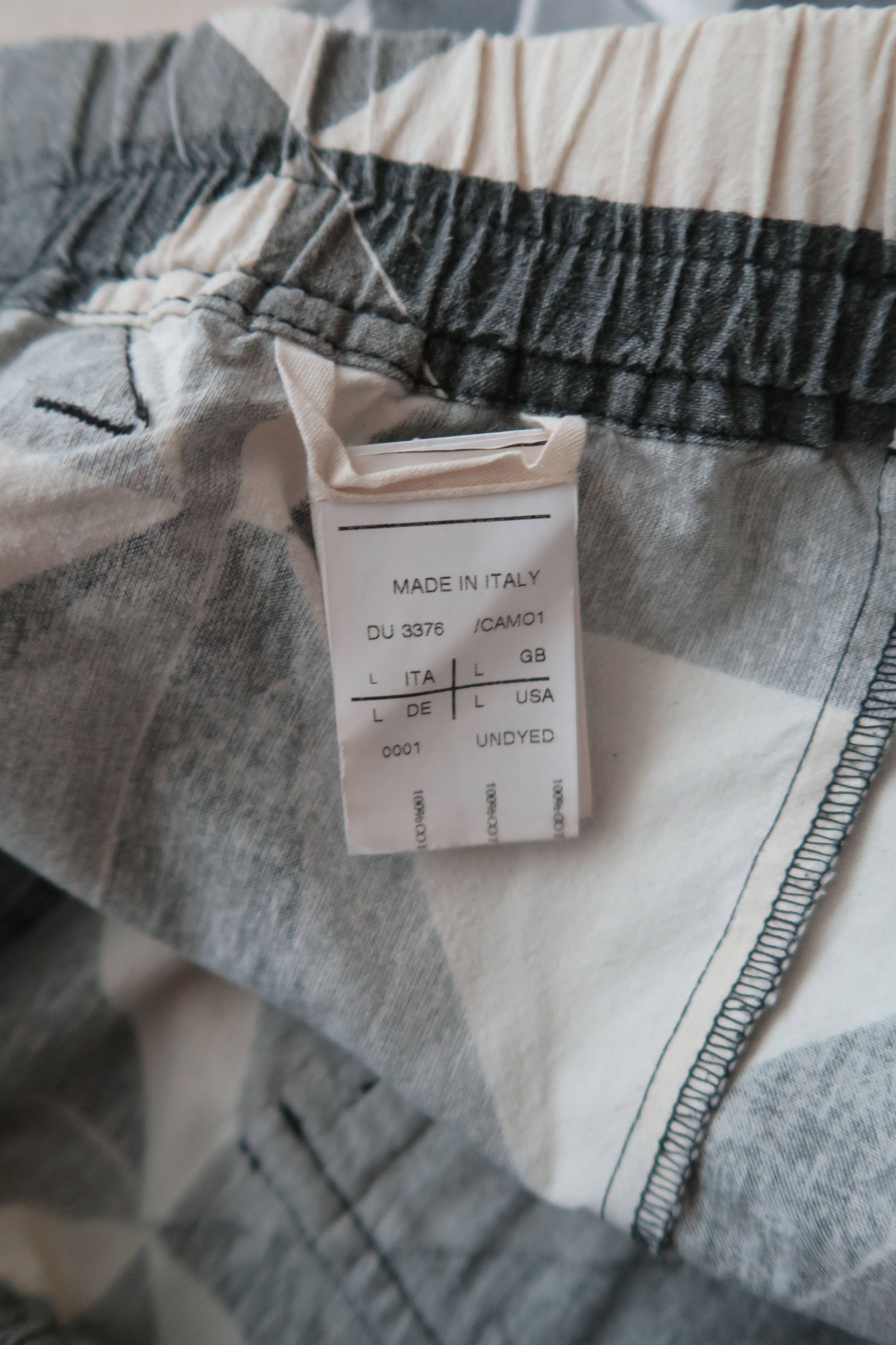 Rick Owens Drkshdw Rick Owens Drkshdw Geometric Creatch Pod Shorts Size US 34 / EU 50 - 8 Thumbnail